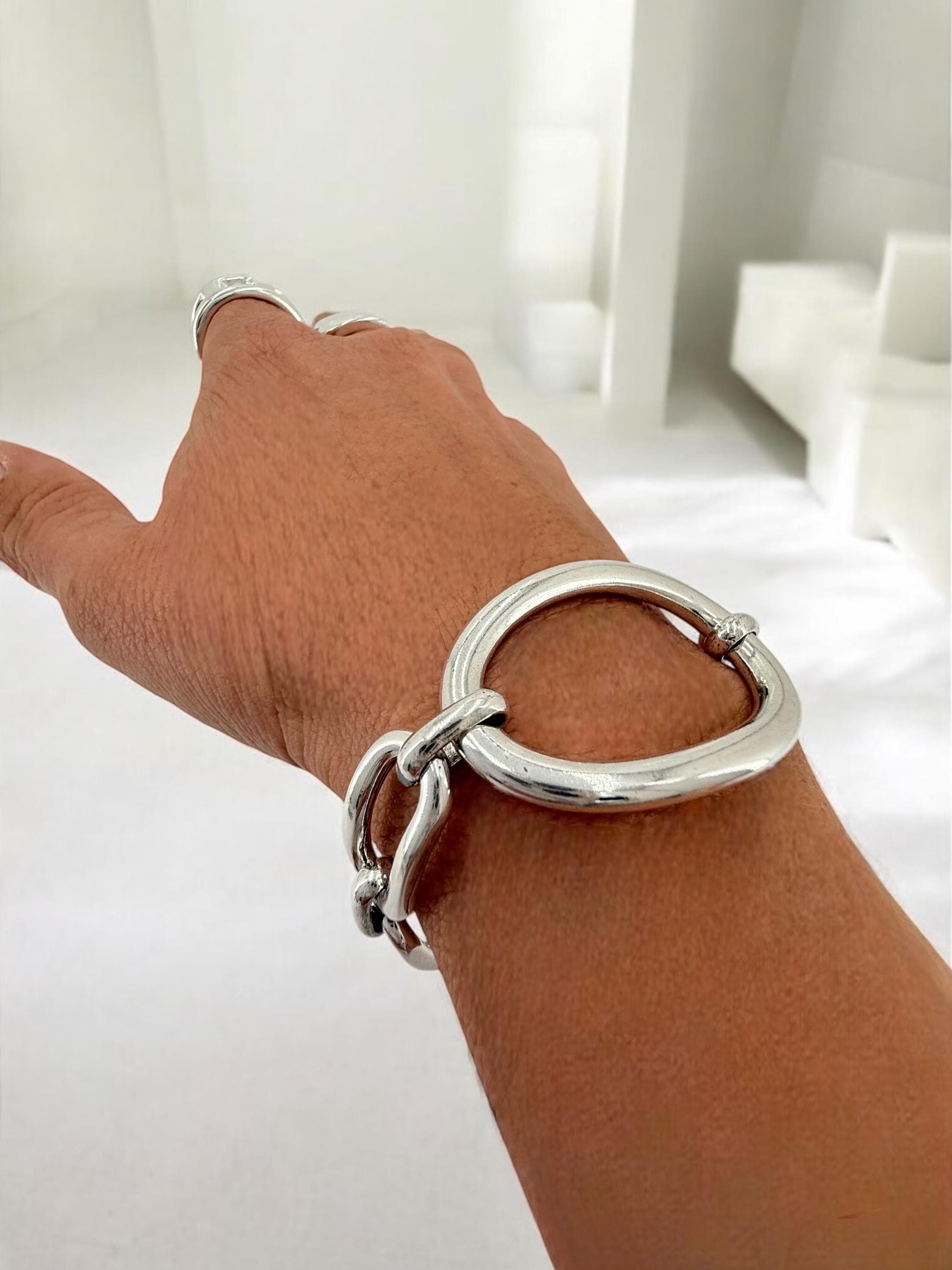 Chunky silver link bracelet – adjustable sculptural chain – handmade bold jewelry - exclusive design by kukuri jewelry