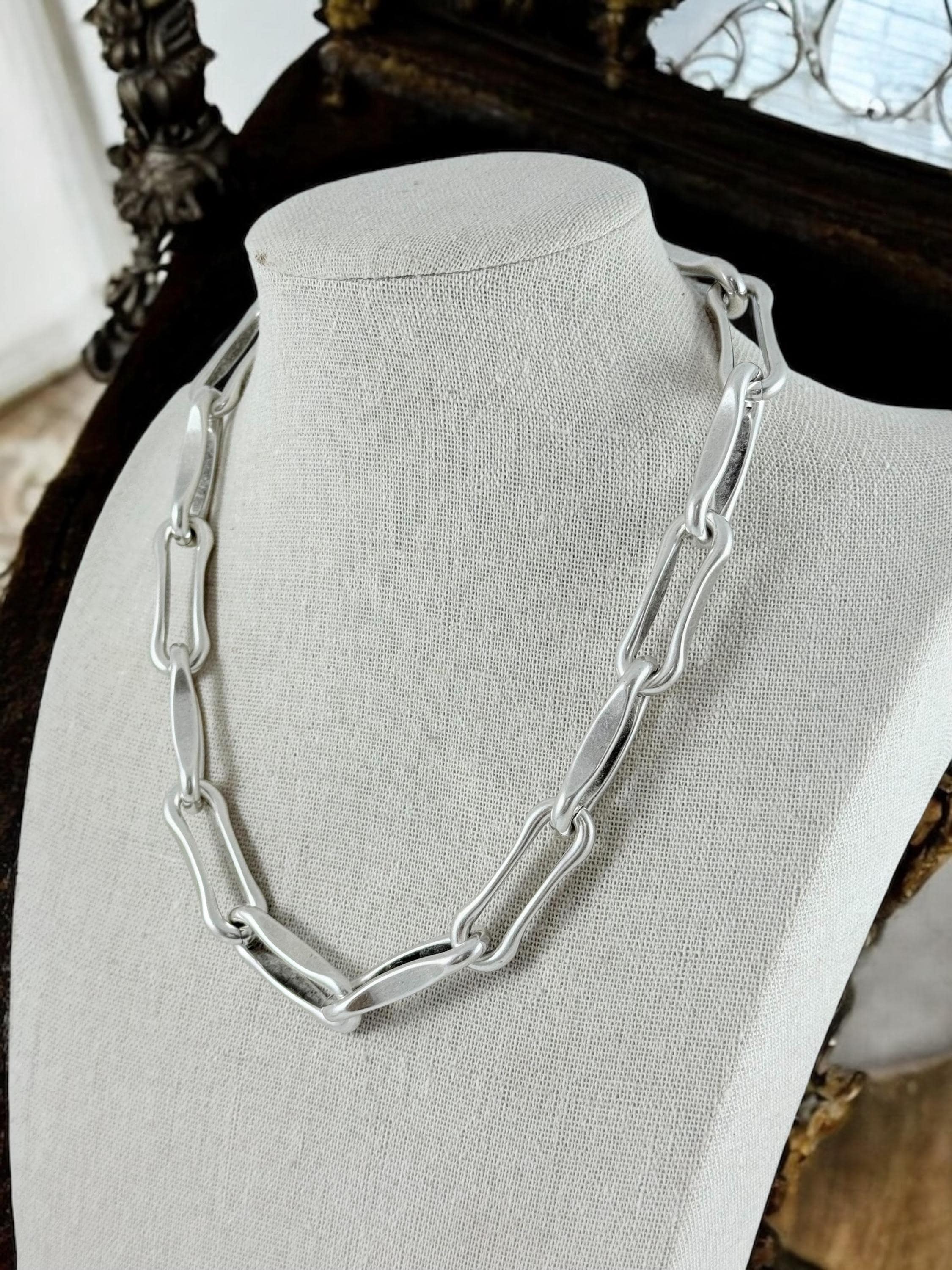 Chunky geometric links necklace – bold adjustable chain choker- edgy bold jewelry