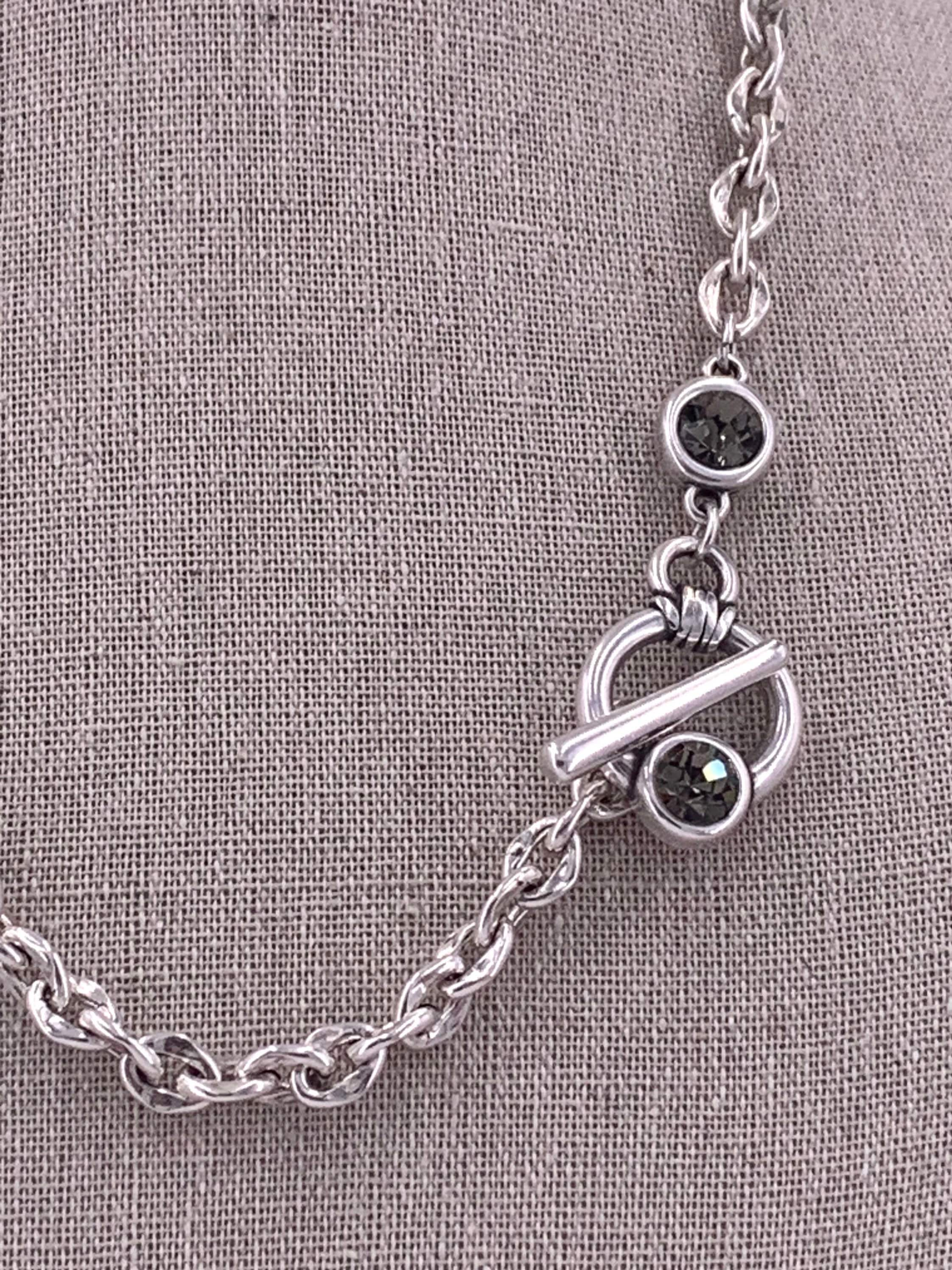 silver chunky necklace, chunky choker, toggle clasp necklace, T clasps choker, Swarovski necklace, curb chain necklace, rolo chain choker