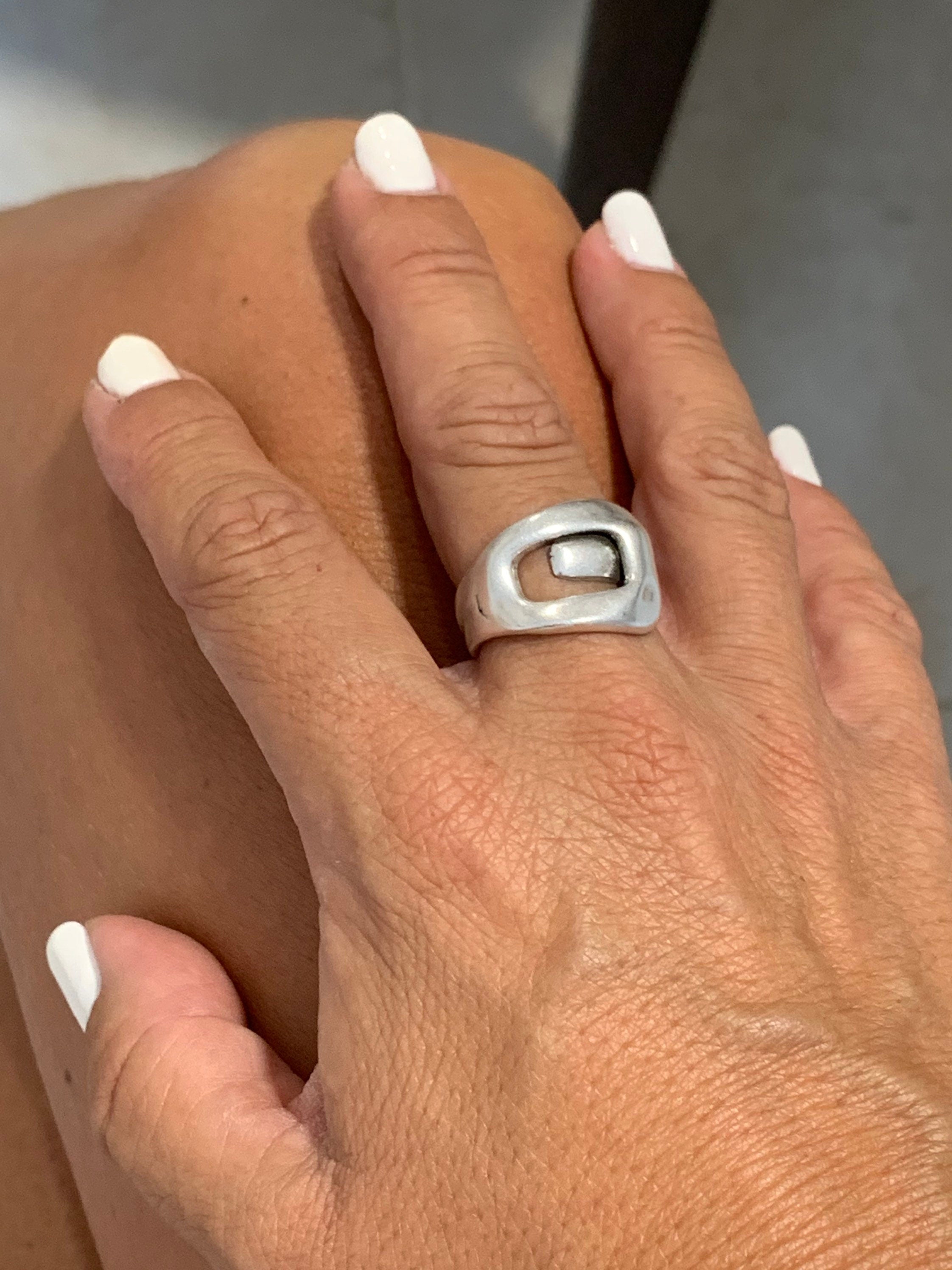 Chunky Silver Statement Ring – Bold Sculptural Design – Adjustable Band –  Gift for Women, gift idea, trendy ring
