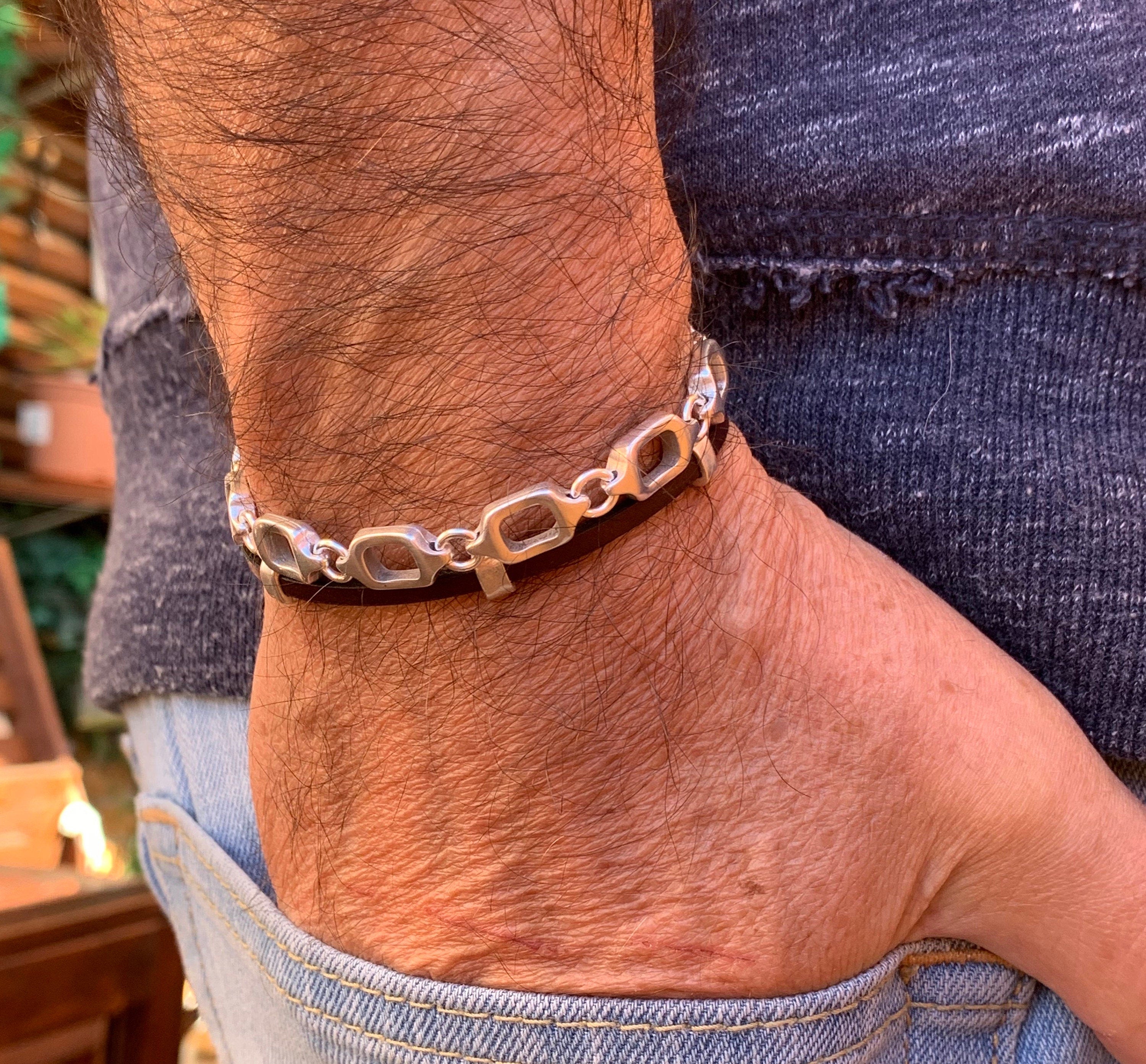 Sculptural Silver Chain Bracelet – Handmade Chunky Design with Custom Clasp – Unisex Modern Statement Jewelry, bold chain bracelet