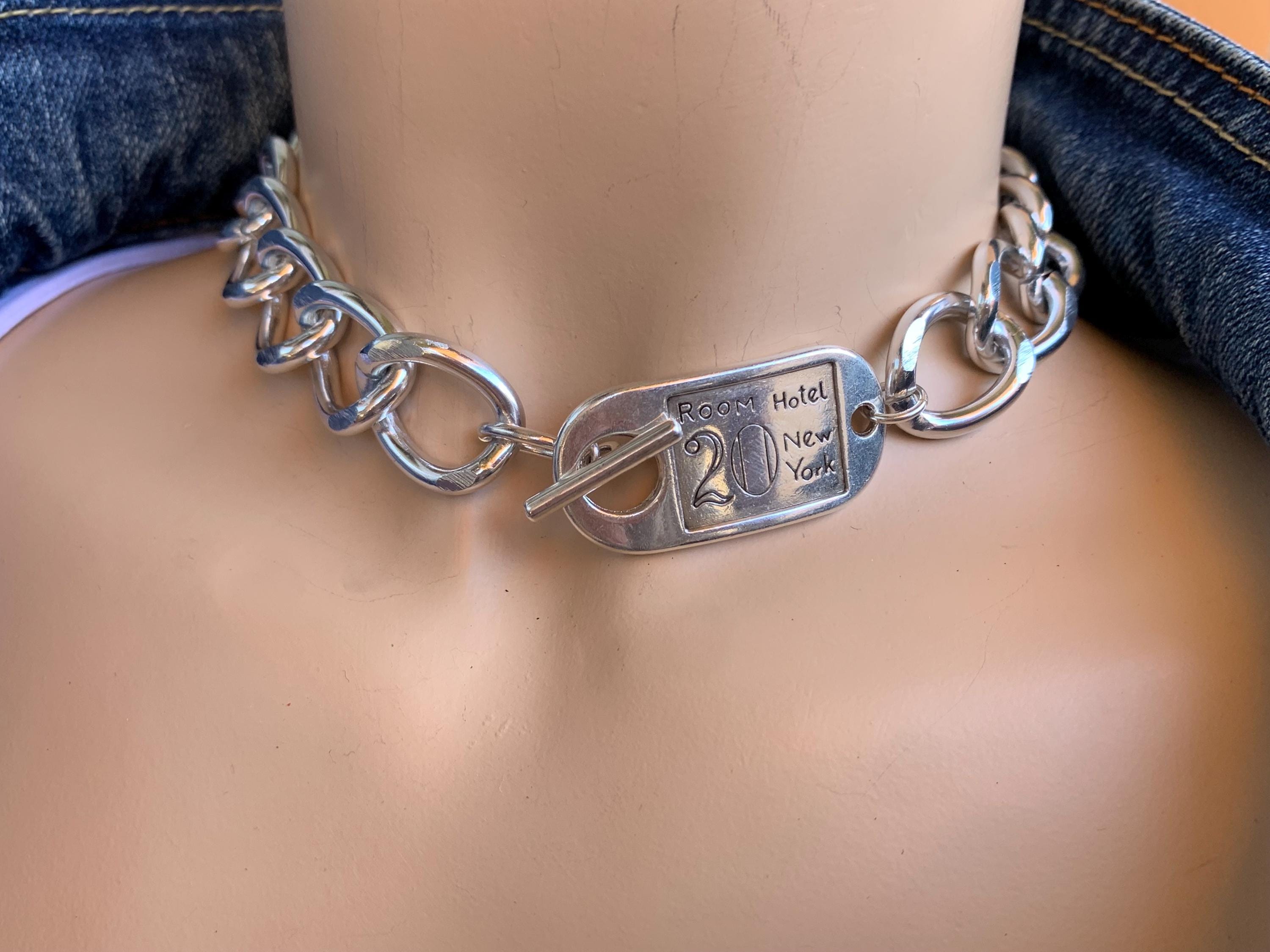Chunky Silver chain padlock pendant toggle clasp necklace, statement necklace, bulky necklace with chunky chain, voluminous necklace, gift