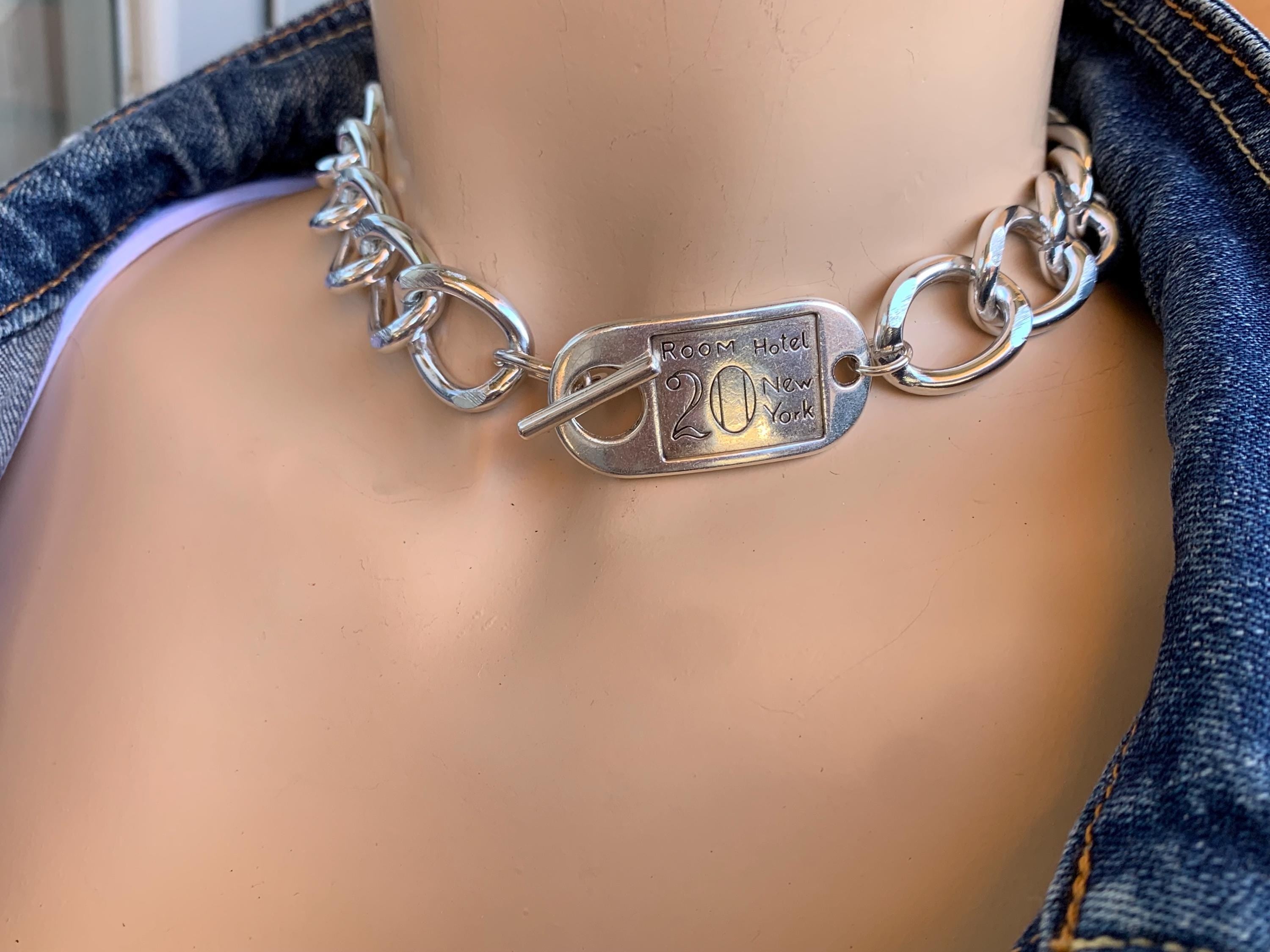 Chunky Silver chain padlock pendant toggle clasp necklace, statement necklace, bulky necklace with chunky chain, voluminous necklace, gift