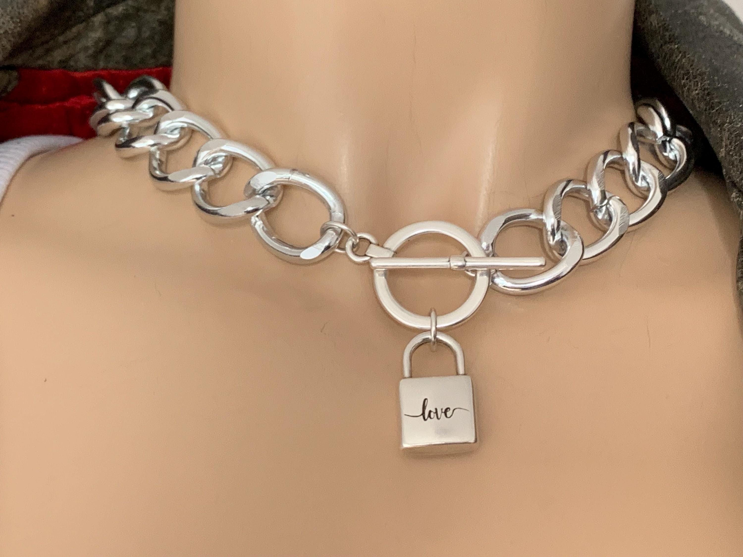 Chunky Silver chain padlock pendant toggle clasp necklace, statement necklace, bulky necklace with chunky chain, voluminous necklace, gift