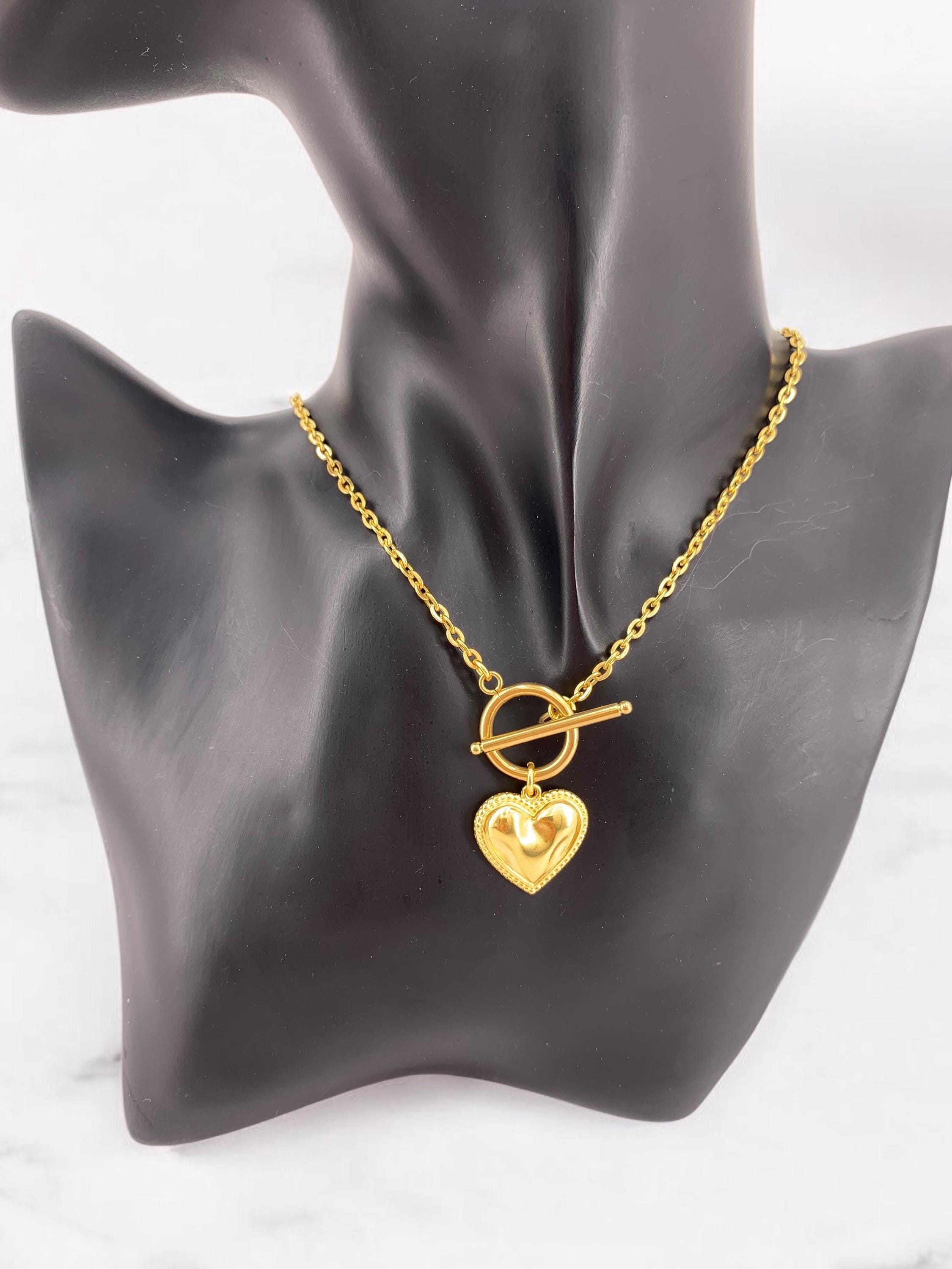 Gold hammered heart pendant toggle necklace, gold dainty necklace, bohemian necklace, gift for women, uno de 50 style, gold jewelry