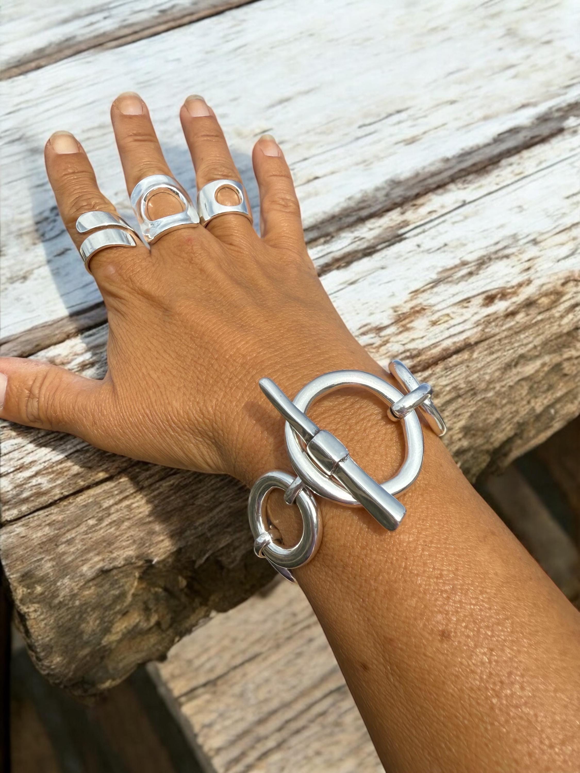 Chunky silver  bracelet, toggle bracelet, thick chain bracelet, bold bracelet, solid chain bracelet, heavyweight bracelet, uno de 50 style