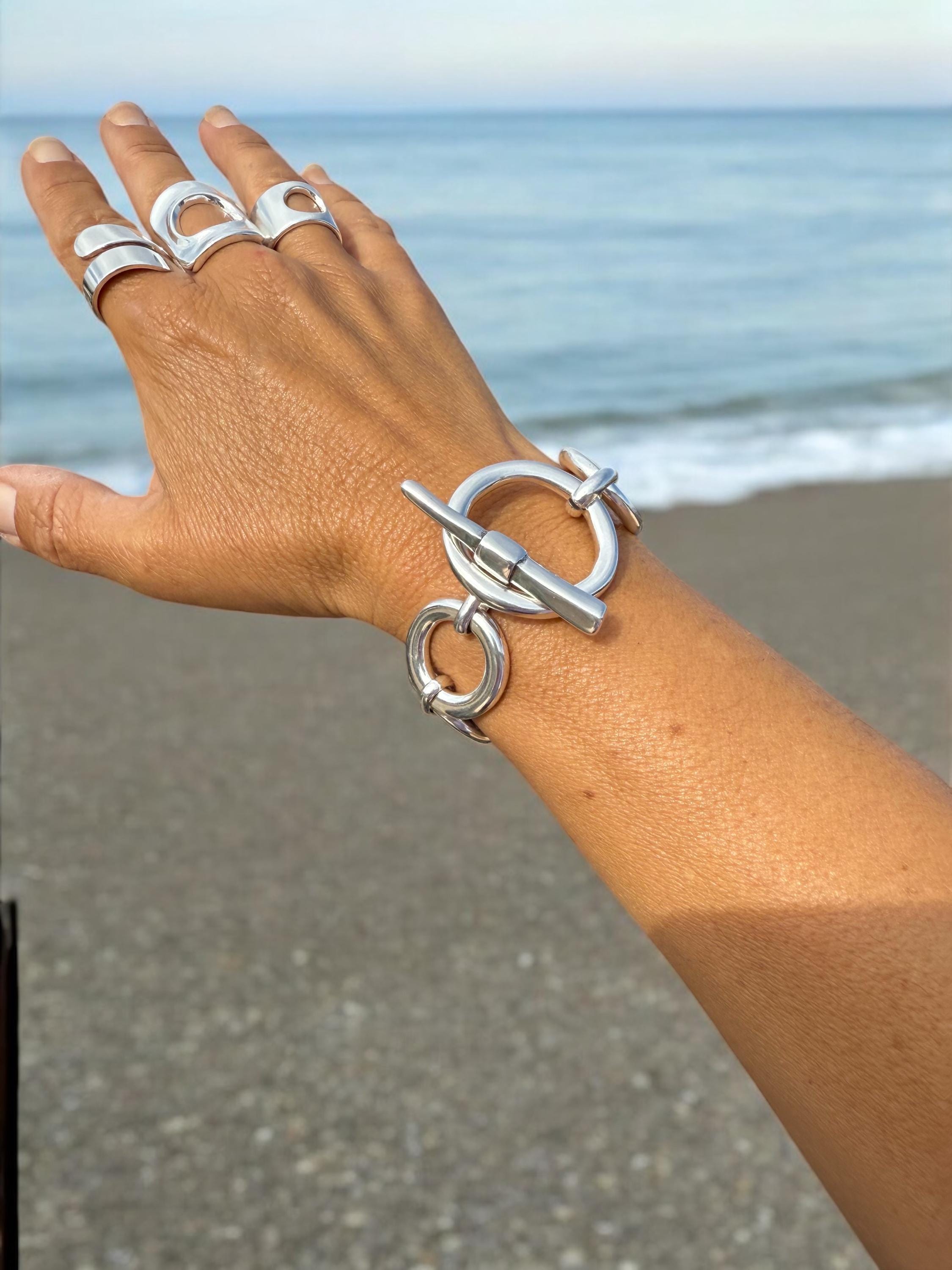 Chunky silver  bracelet, toggle bracelet, thick chain bracelet, bold bracelet, solid chain bracelet, heavyweight bracelet, uno de 50 style