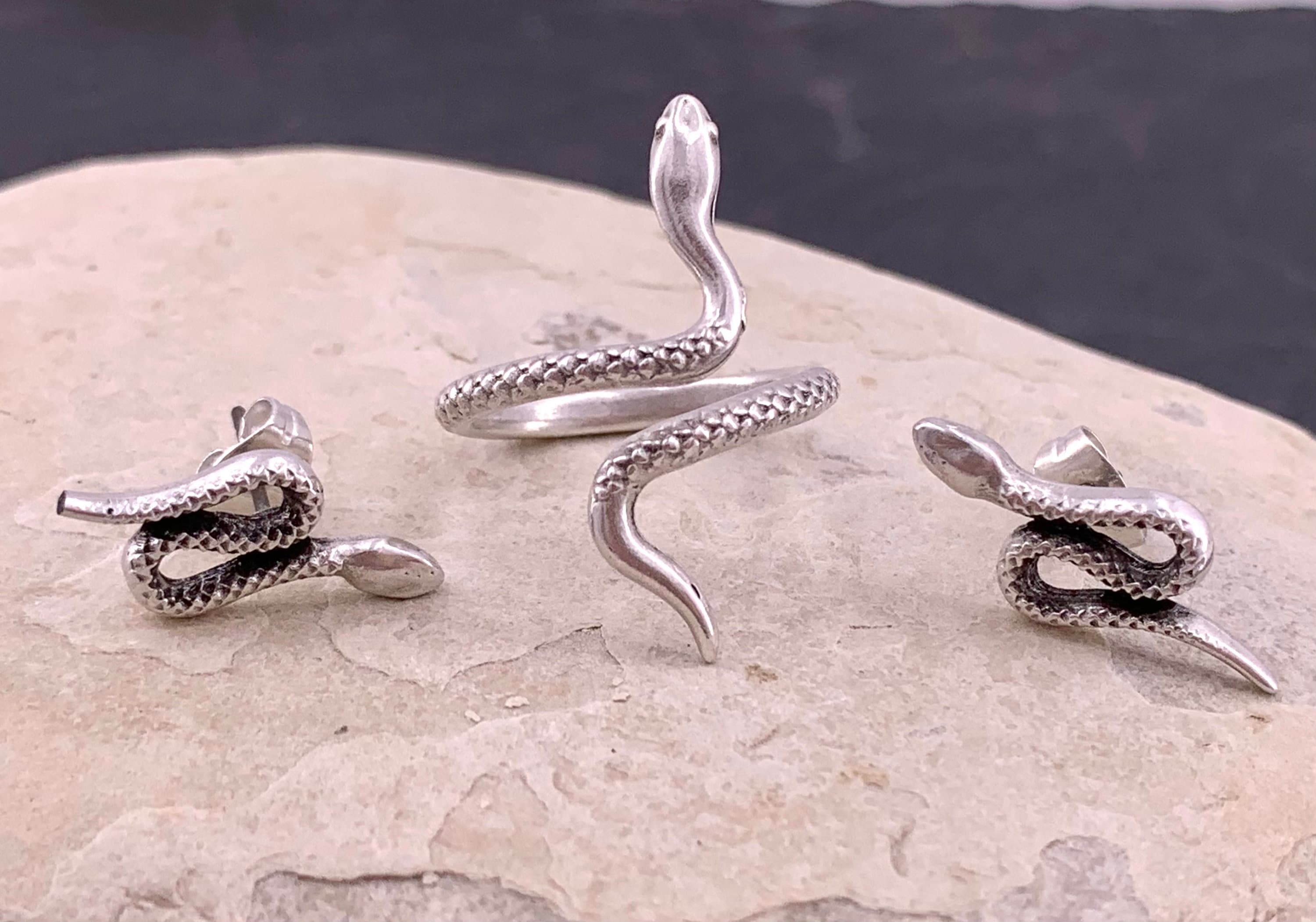 Silver Snake Earrings – Coiled Serpent Design – Hypoallergenic Surgical Steel Pin – Symbolic Unisex Jewelry – 3.5 cm - boho rock style