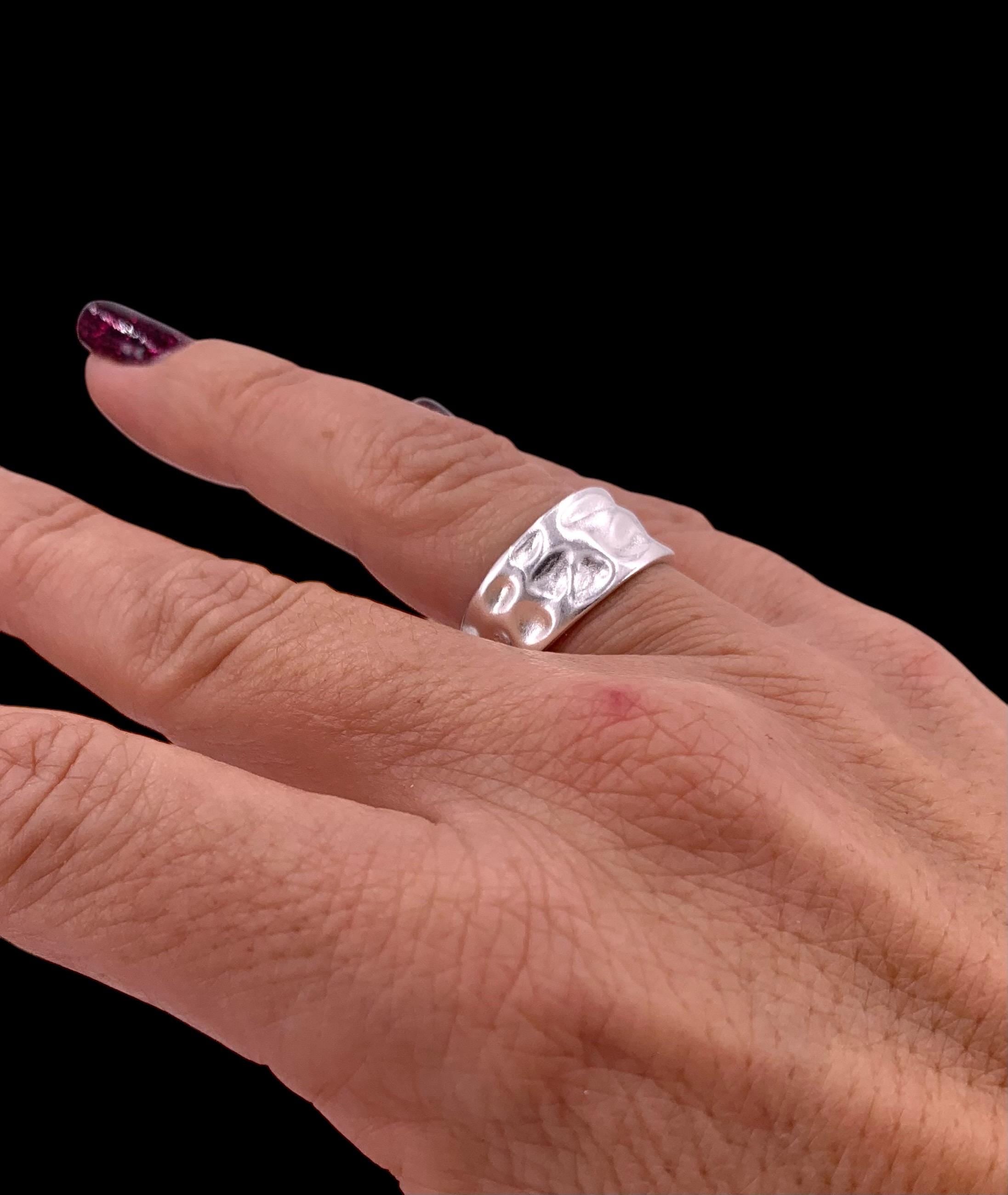 Chunky ring, Silver boho ring, engraved  boho silver ring, chunky ring, Statement ring, Uno de 50 Style, curved ring, Egyptian eye ring