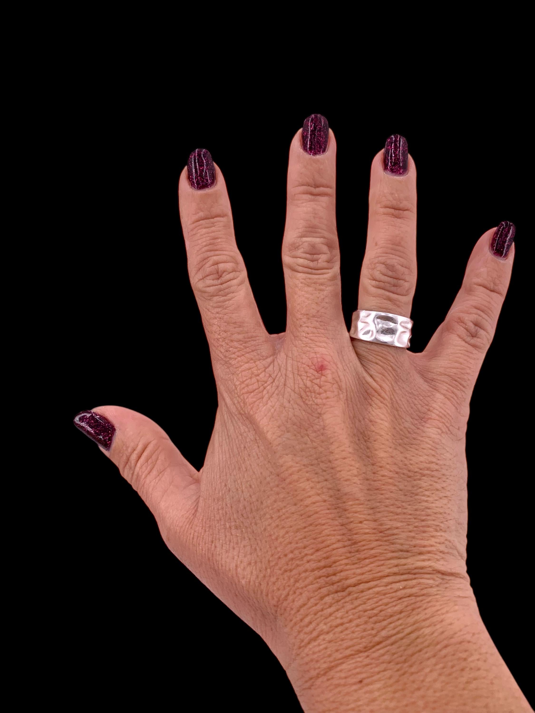 Chunky ring, Silver boho ring, engraved  boho silver ring, chunky ring, Statement ring, Uno de 50 Style, curved ring, Egyptian eye ring