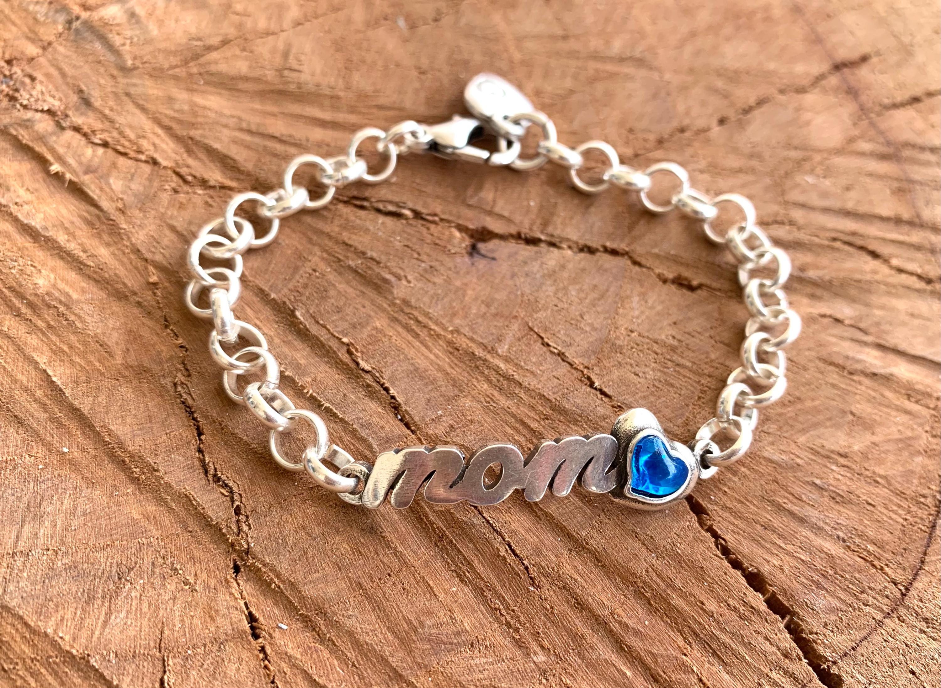 Silver “Mom” Bracelet with Blue Heart Crystal – Personalized Rolo Chain Gift – Adjustable Fit – Women’s Jewelry - Mother perfect gift