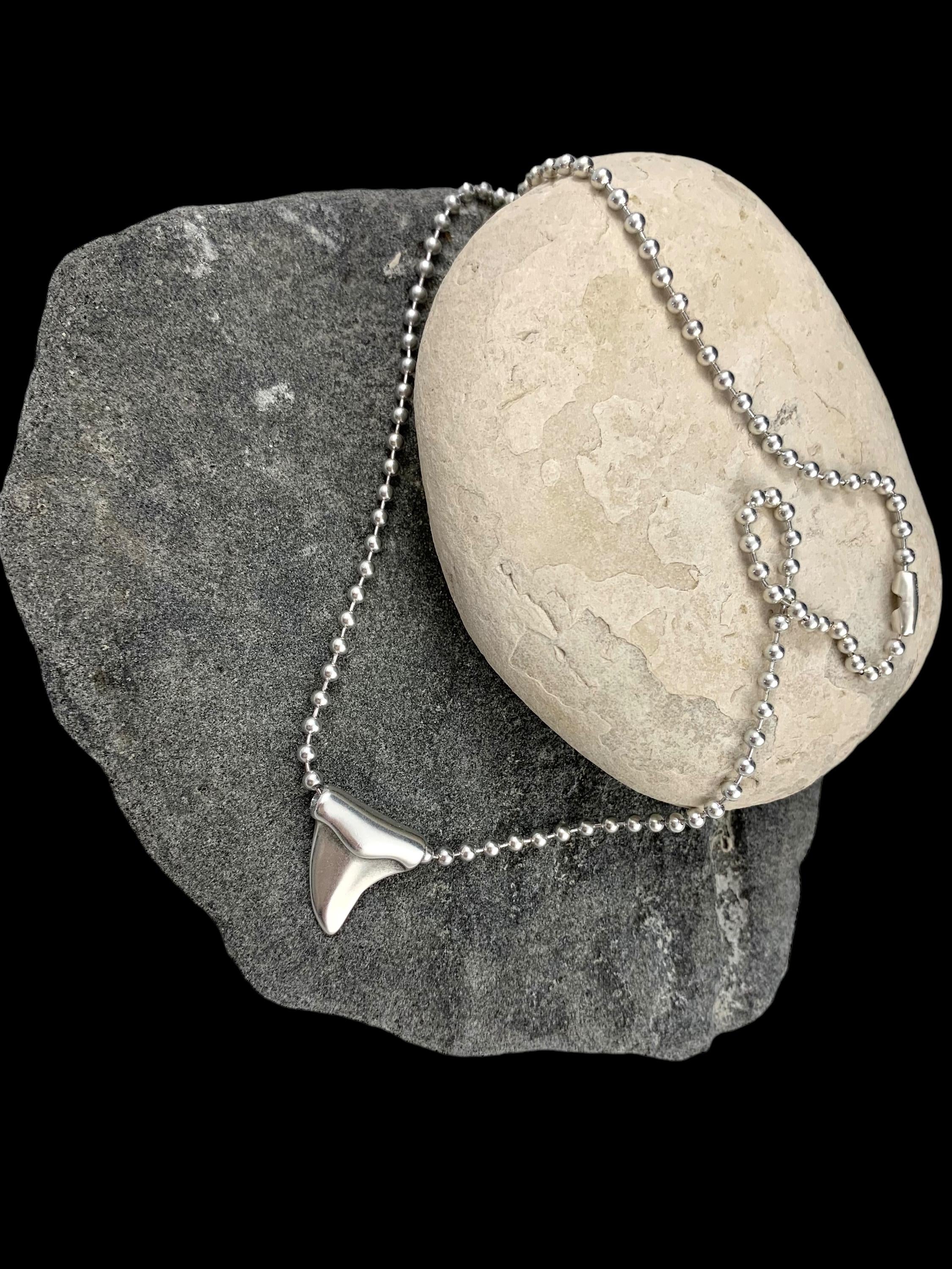 Silver balls chain necklace with shark tooh pendant, silver unisex necklace, surfers necklace, gift for him, boho men jewelry,
