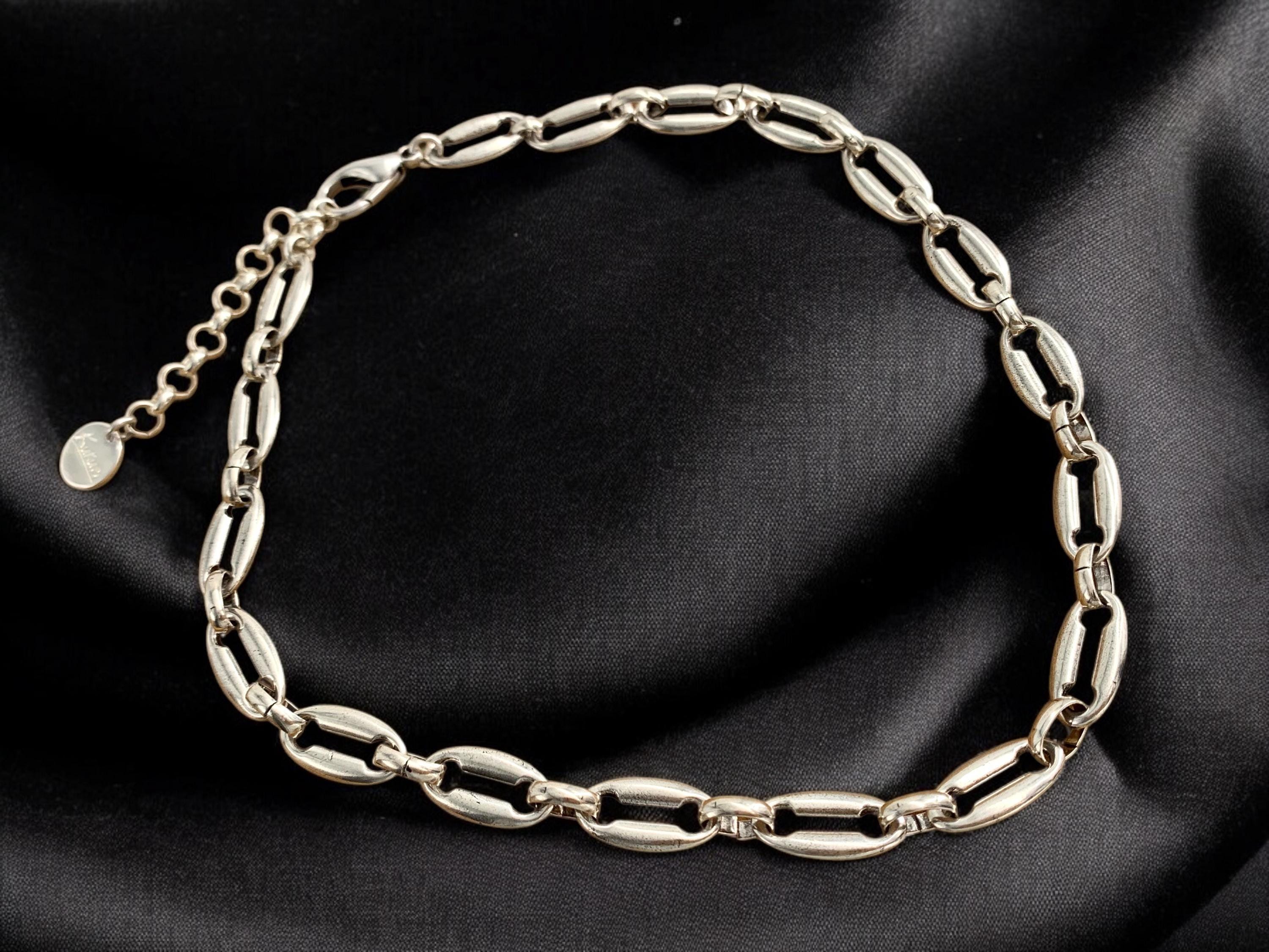 Chunky Sculptural silver Chain Necklace – Voluminous Link Design in Urban Statement Style - bold edgy choker - special chain design -
