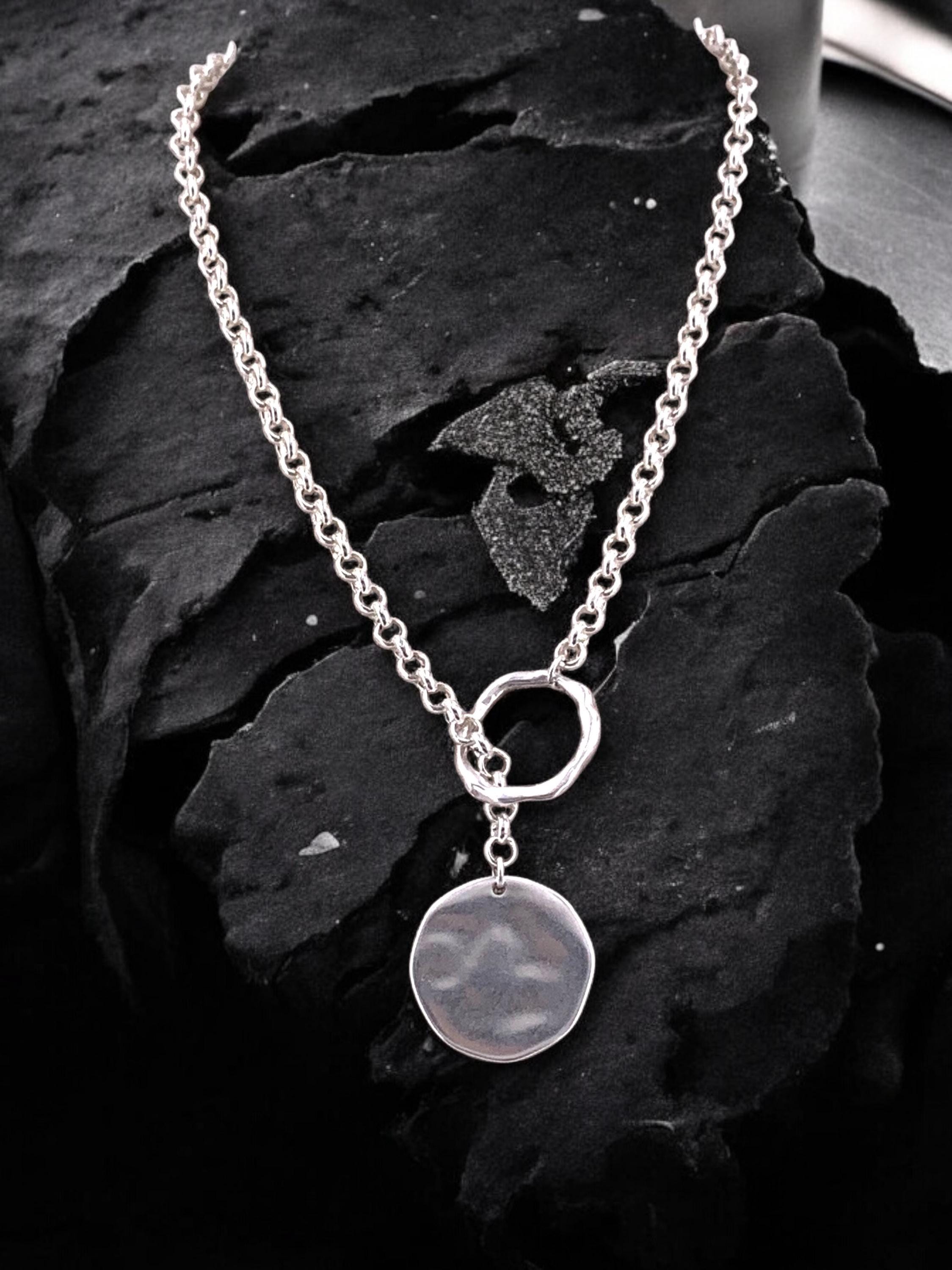 Thick chain lariat necklace, silver lariat necklace, bold chain necklace with disc pendant, dangling disc necklace, uno de 50 style