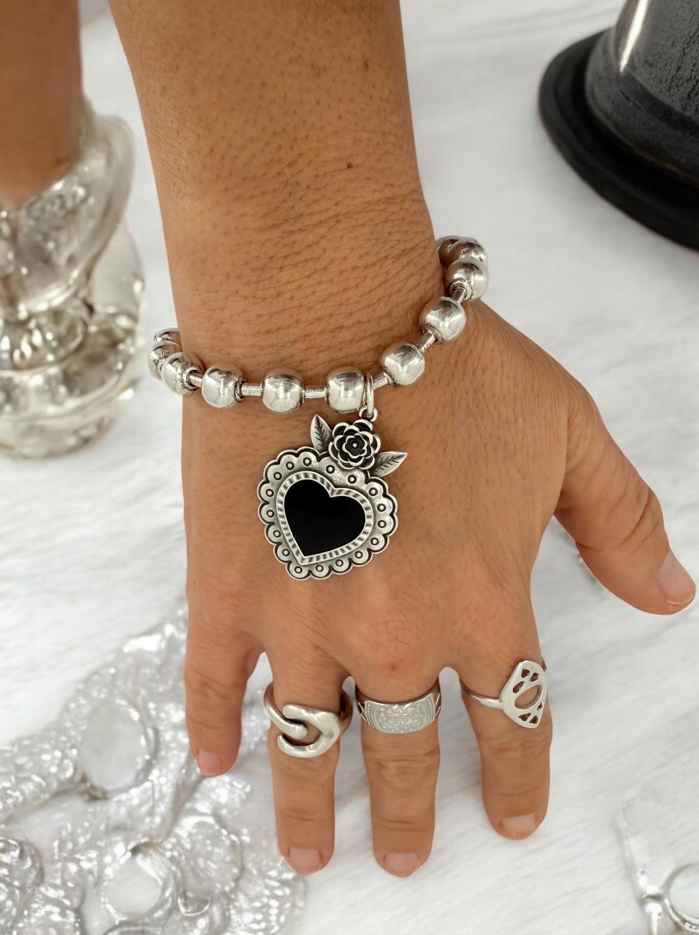 Chunky silver balls chain bracelet with black heart pendant, bold balls chain bracelet, thick chain bracelet, chunky silver bracelet, gift