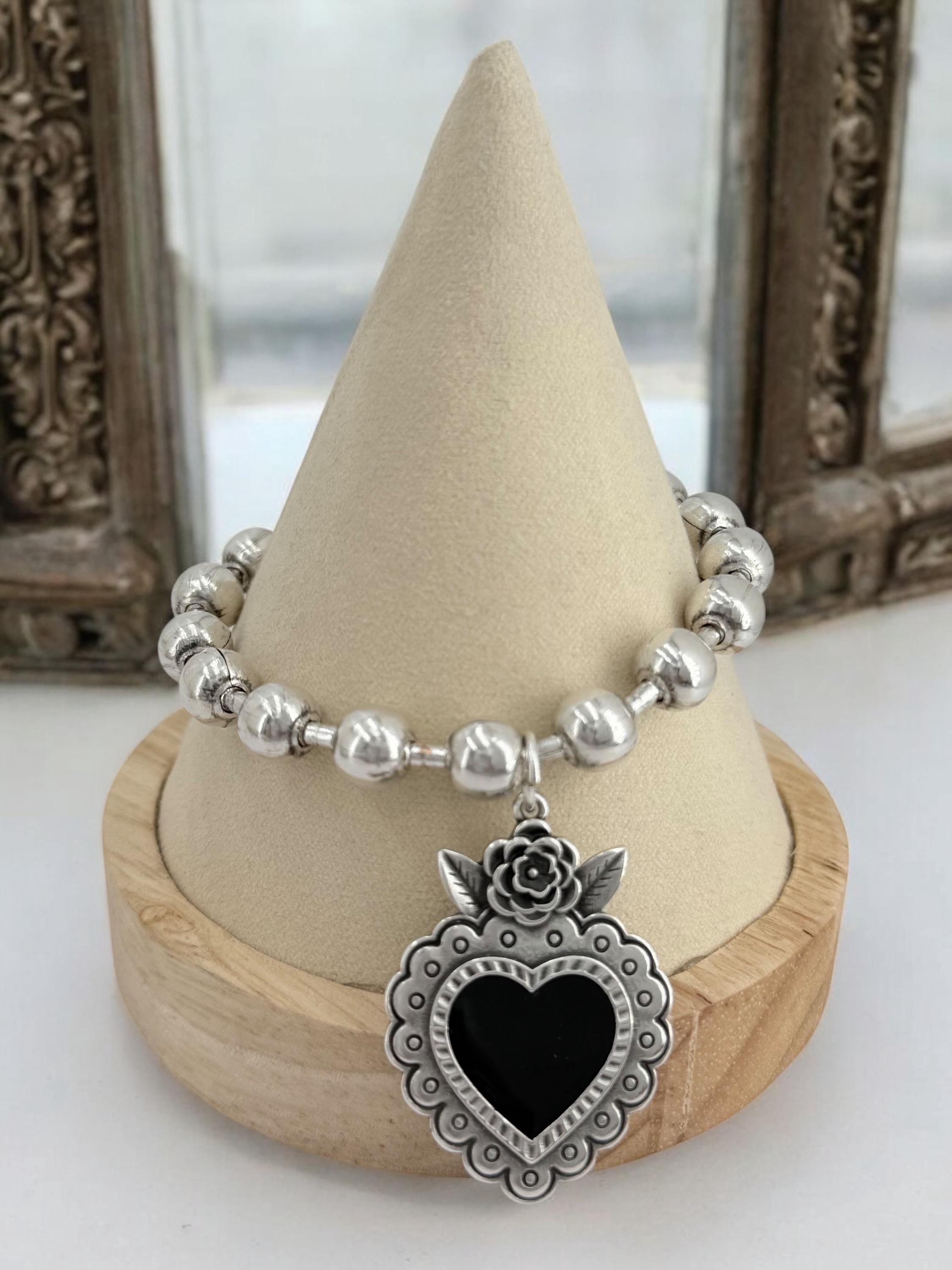 Chunky silver balls chain bracelet with black heart pendant, bold balls chain bracelet, thick chain bracelet, chunky silver bracelet, gift