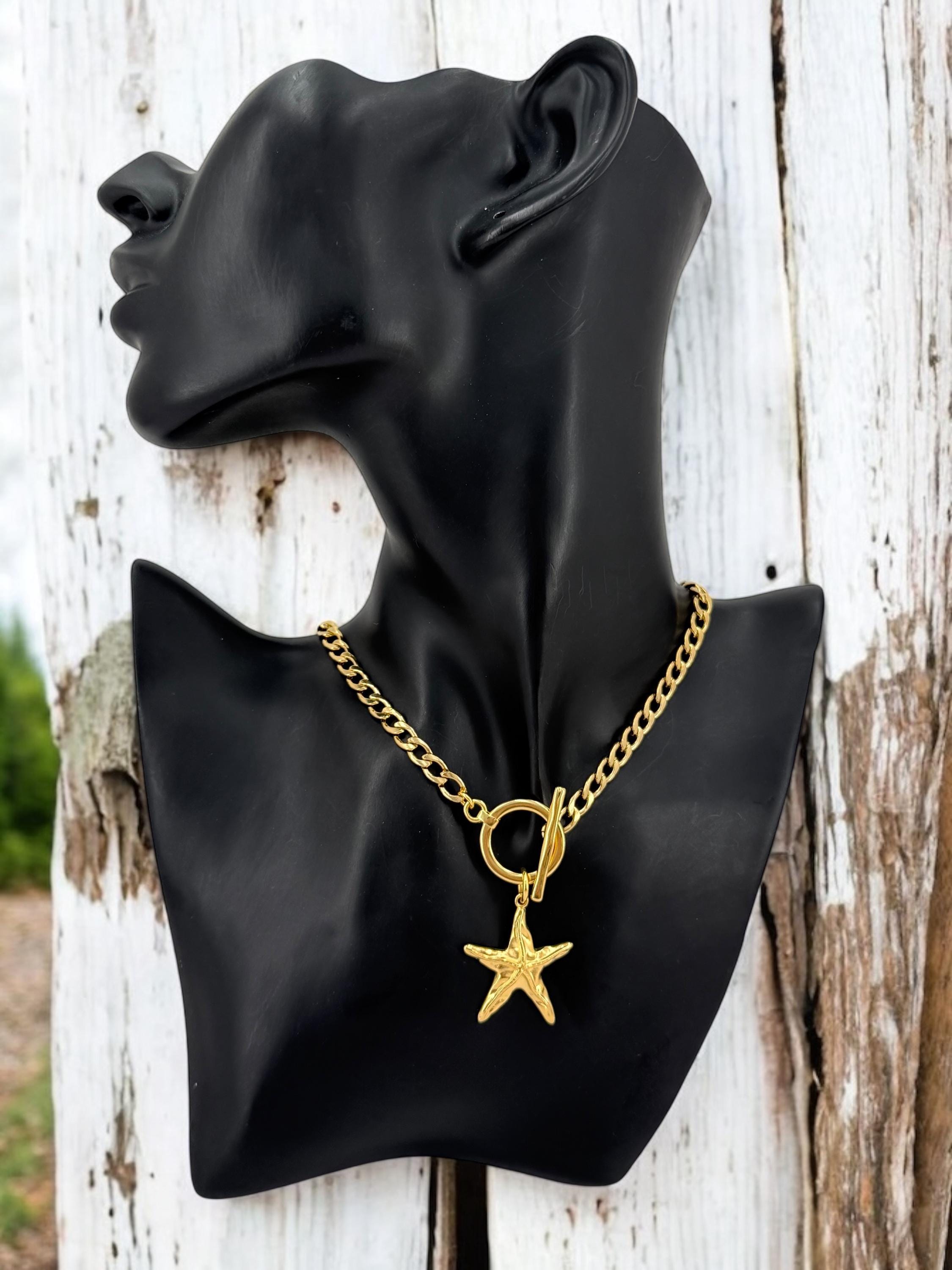 Sculptural Gold Starfish Choker – Cuban Stainless Steel Chain with 24k Gold-Plated Toggle Clasp – Handmade Coastal Statement Necklace