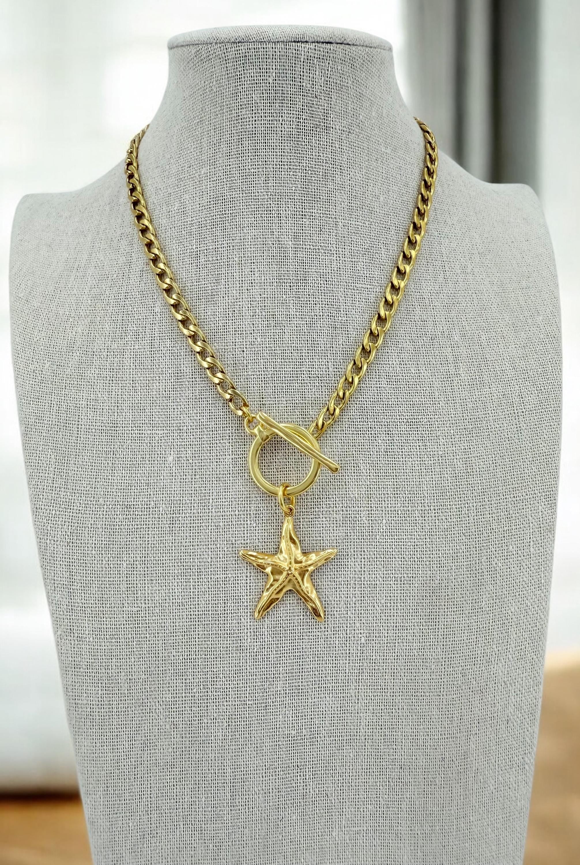 Sculptural Gold Starfish Choker – Cuban Stainless Steel Chain with 24k Gold-Plated Toggle Clasp – Handmade Coastal Statement Necklace