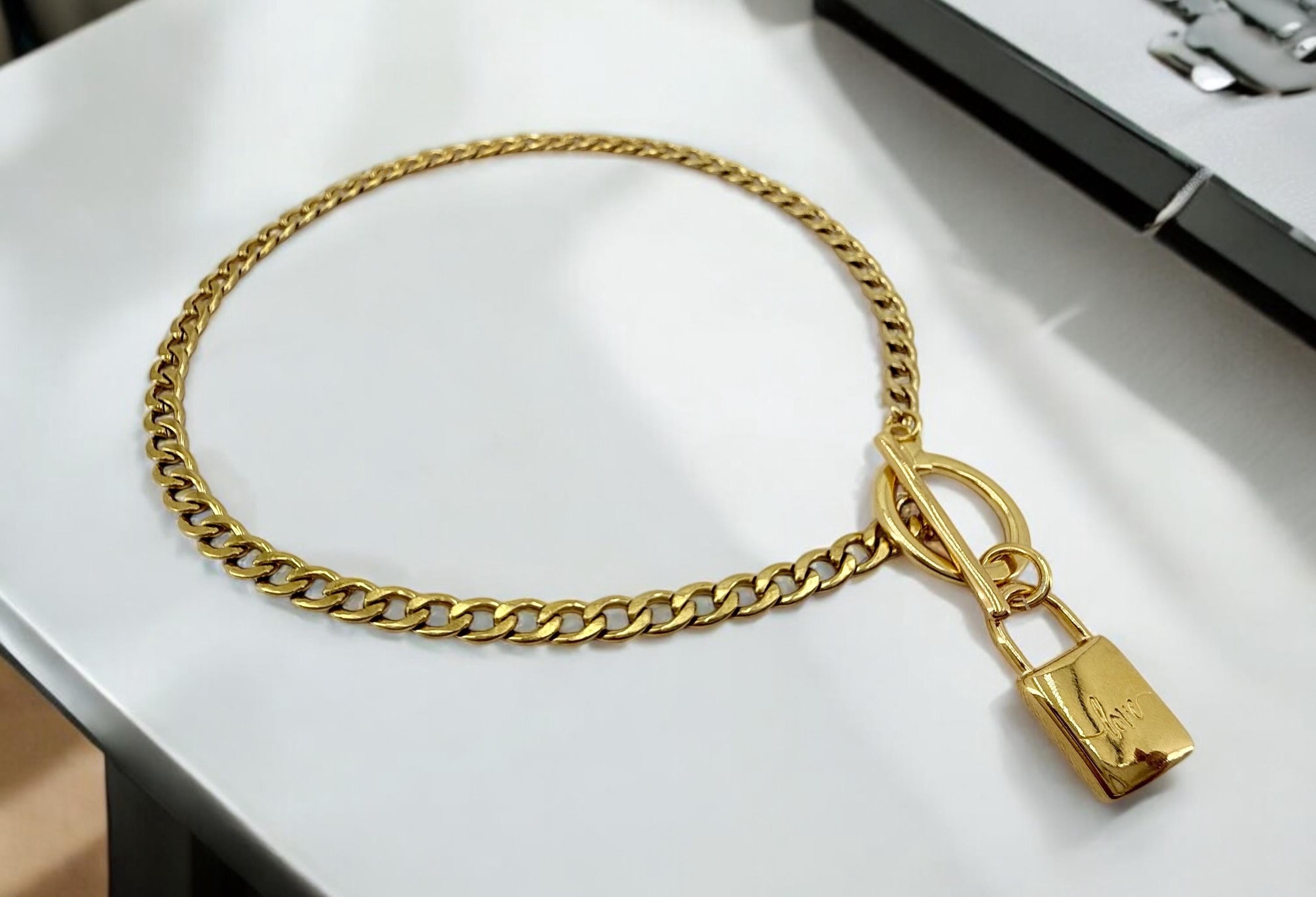 Sculptural Gold Padlock pendant chunky Choker – Cuban Stainless Steel Chain with 24k Gold-Plated Toggle Clasp – Handmade Statement Necklace
