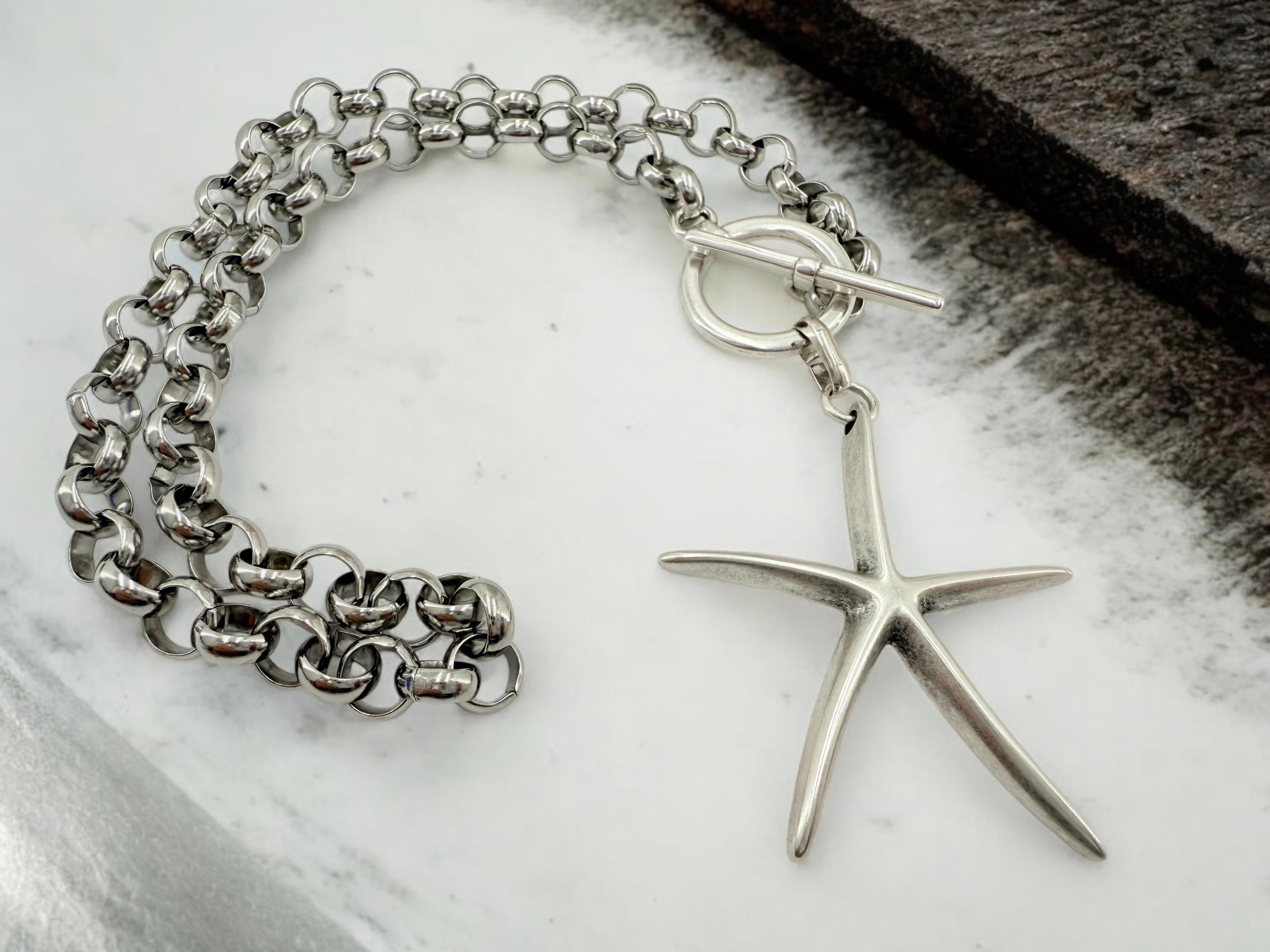 Rolo Chain silver Necklace with Large Starfish Pendant – Adjustable Length – Handmade – Toggle Clasp – Coastal statement jewelry for women