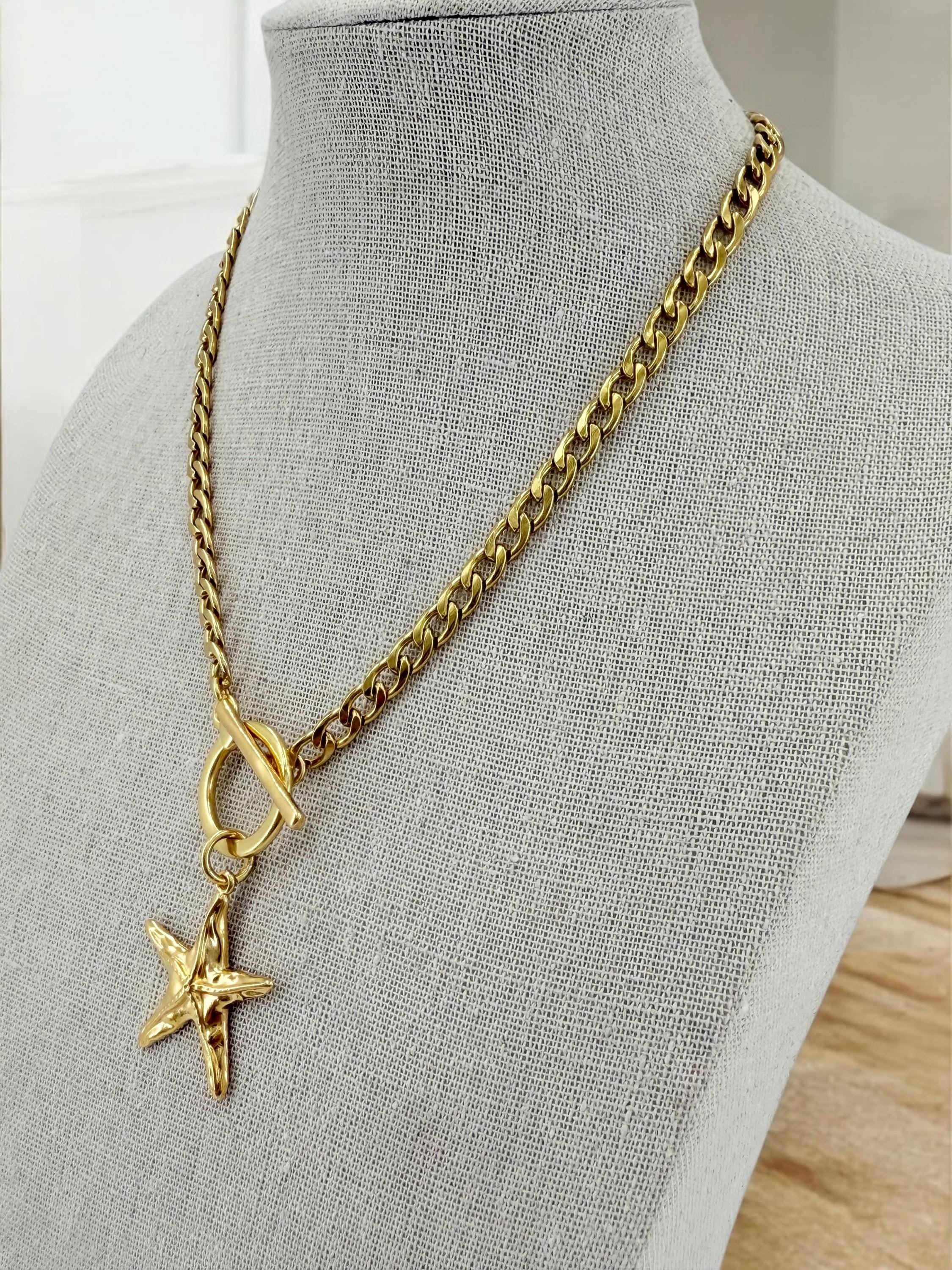 Sculptural Gold Starfish Choker – Cuban Stainless Steel Chain with 24k Gold-Plated Toggle Clasp – Handmade Coastal Statement Necklace