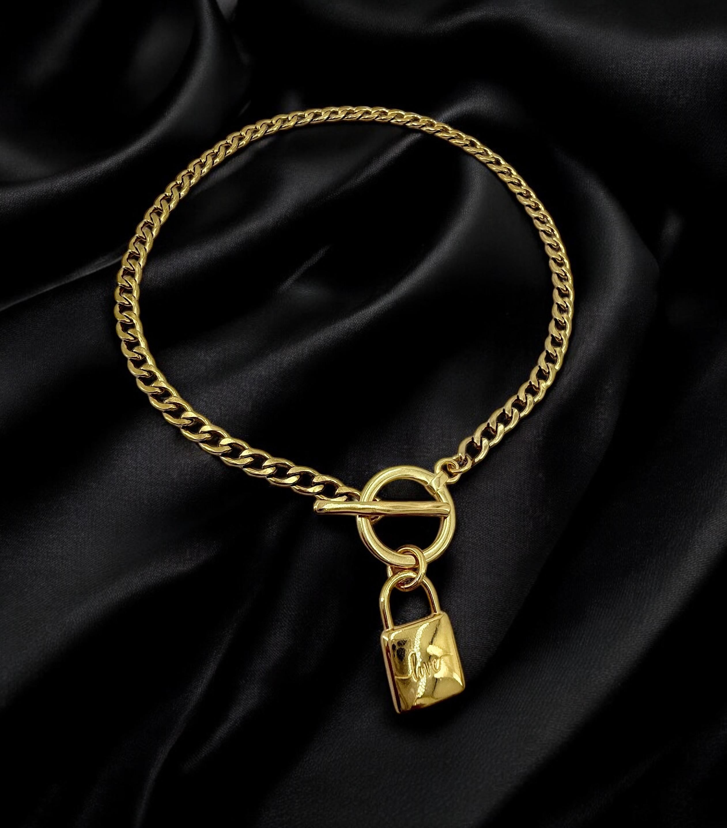 Sculptural Gold Padlock pendant chunky Choker – Cuban Stainless Steel Chain with 24k Gold-Plated Toggle Clasp – Handmade Statement Necklace