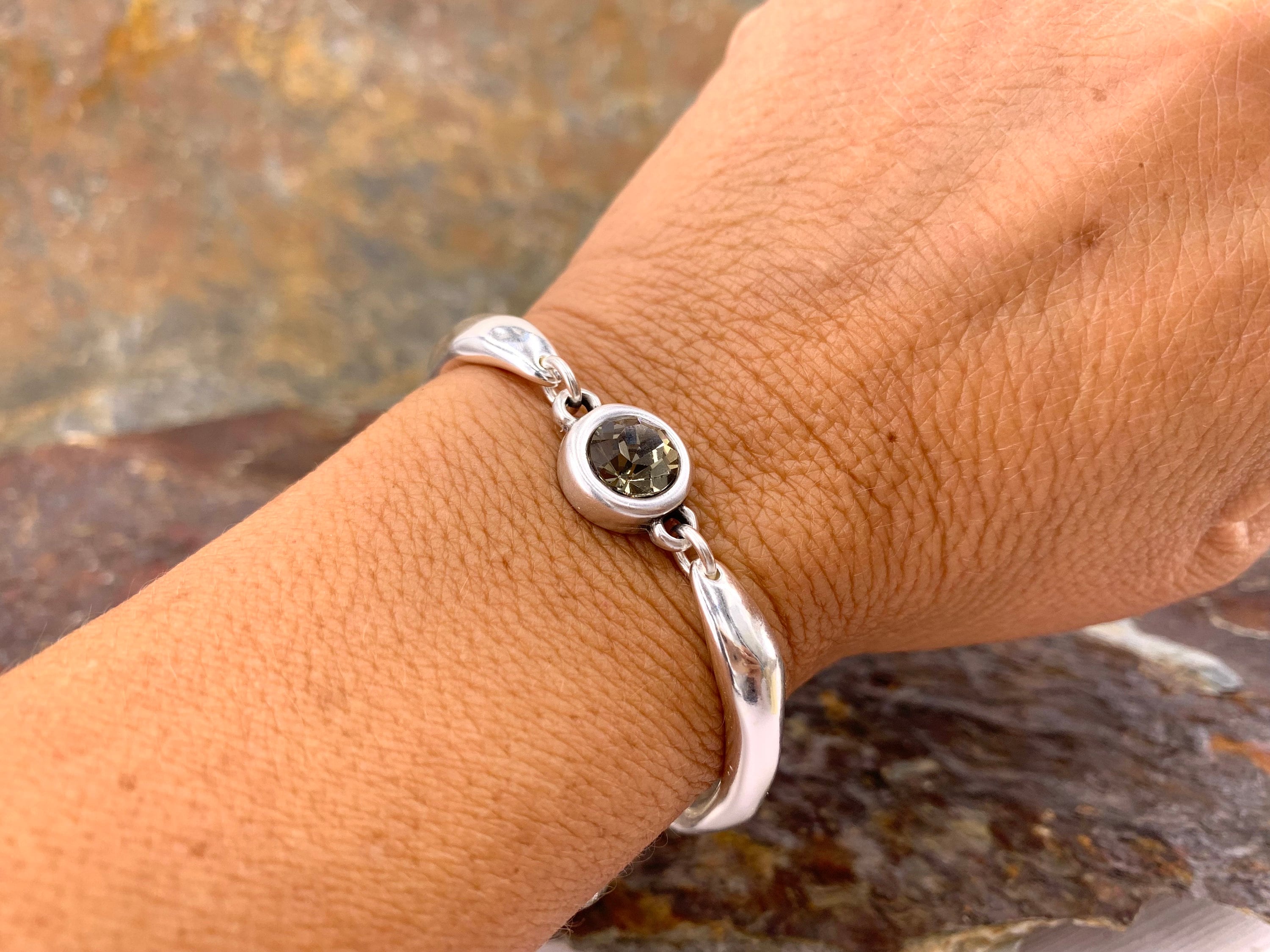 Curved Silver-Plated Bracelet with Swarovski Crystal – Semi-Rigid, Minimalist exclusive Kukuri Design – Handmade Adjustable Jewelry -