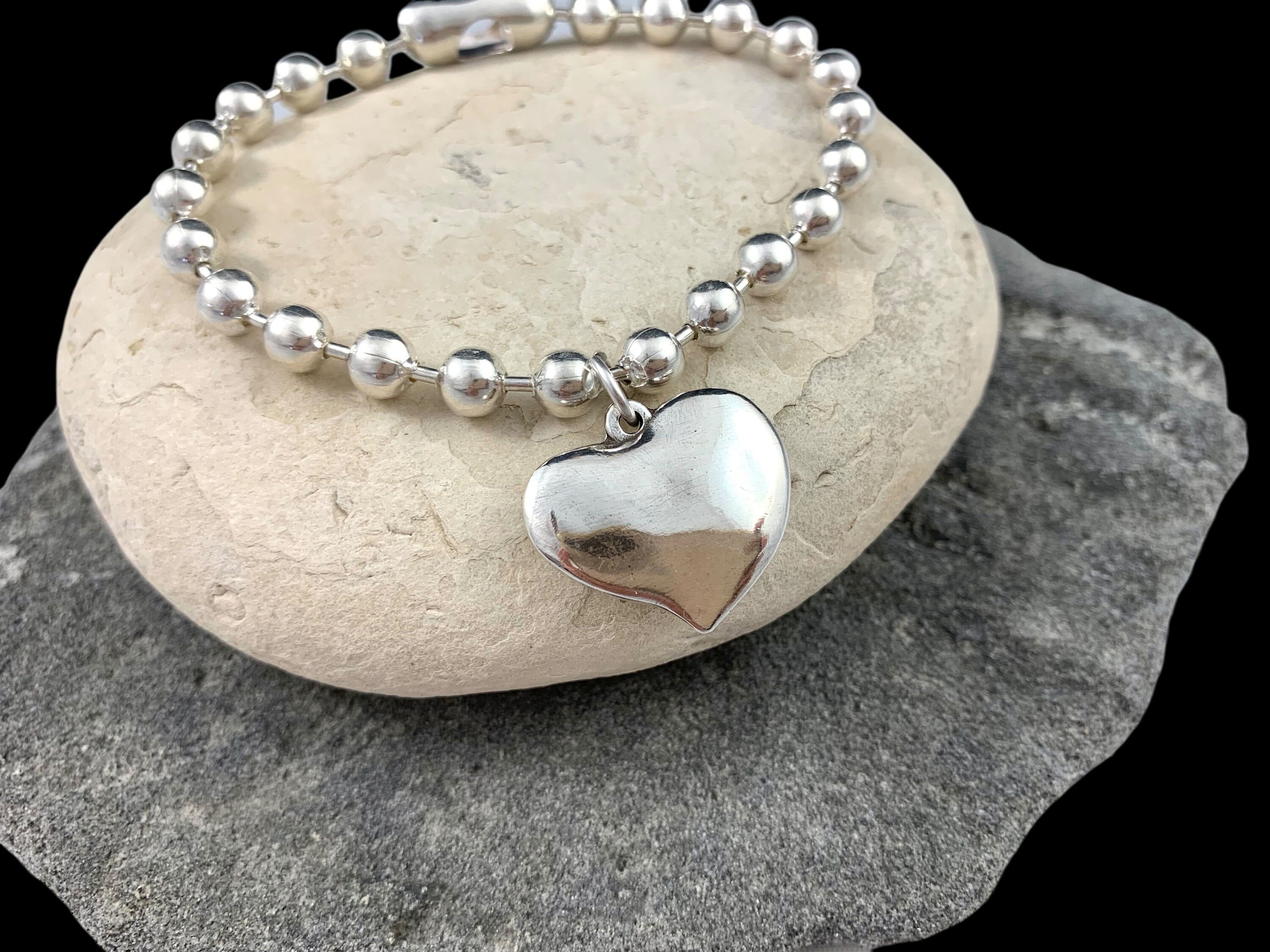 Chunky silver balls chain bracelet with heart pendant, bold balls chain bracelet, thick chain bracelet, unique gift for birthday, women gift