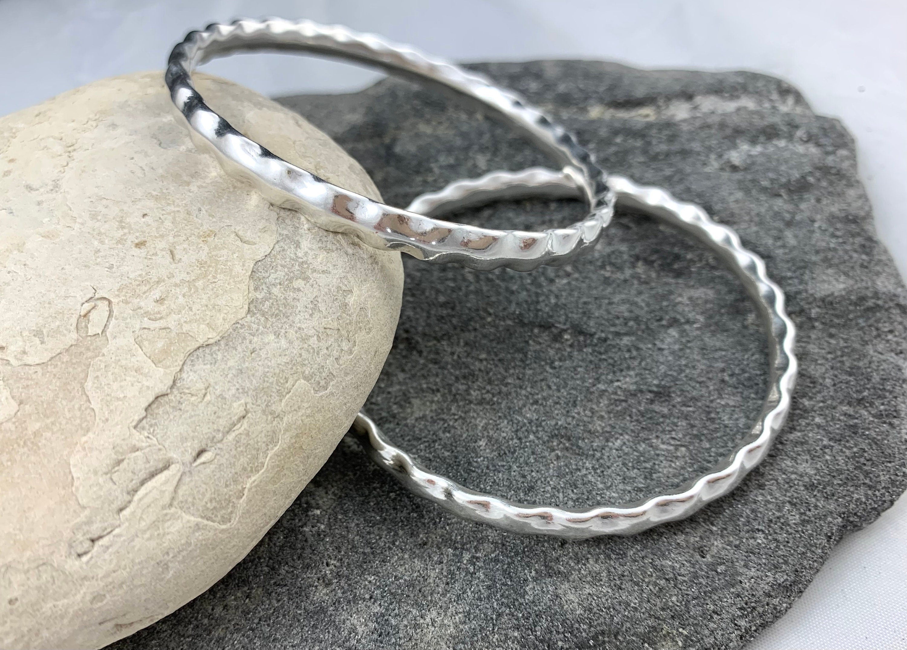 Shiny sterling silver plated hammered bangle, heart engraved bangle, stackable silver bangle bracelet, silver cuff bracelet, rigid bangle