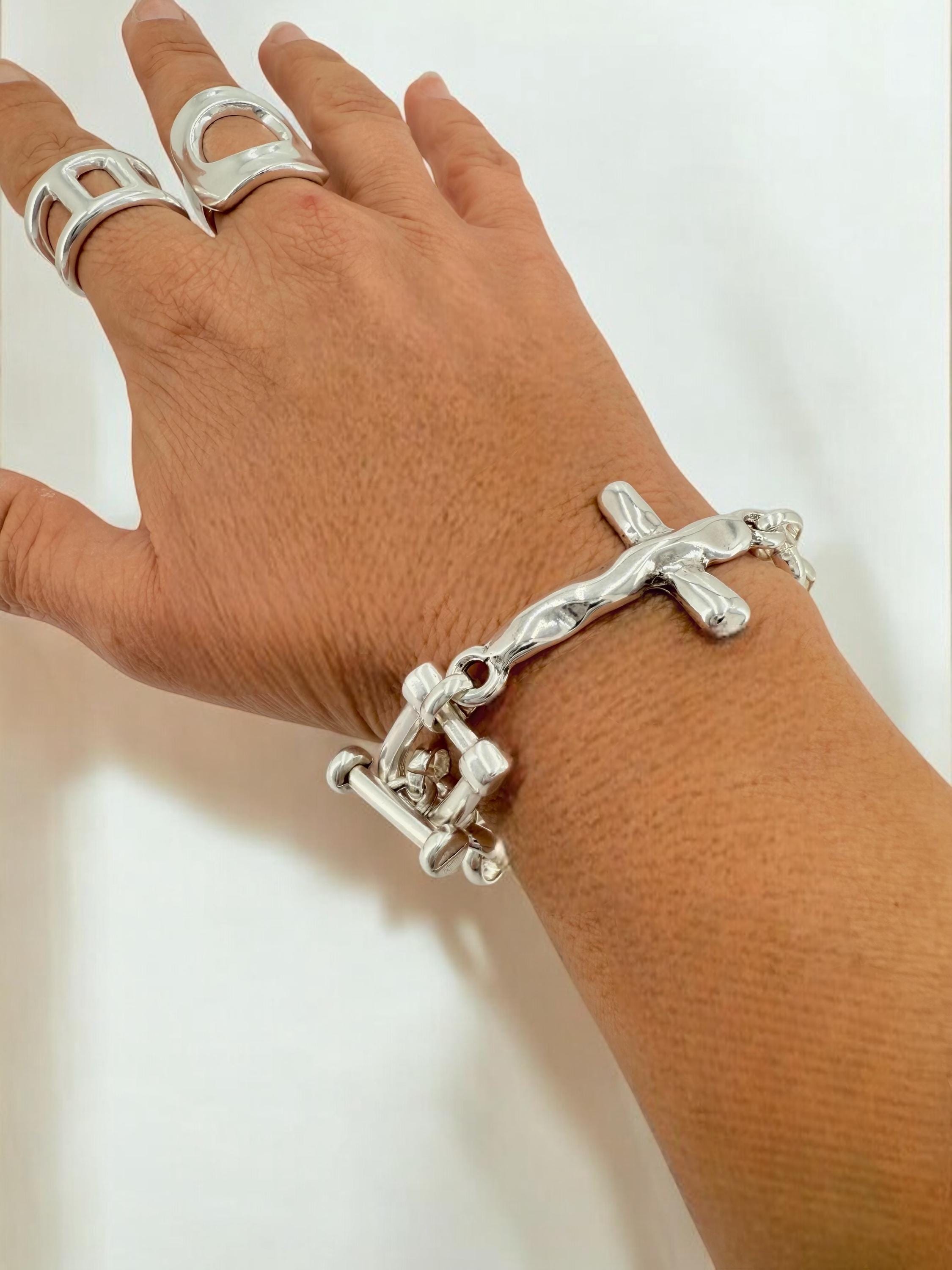 Chunky Silver chain bracelet with cross, bold link rolo bracelet, heavyweight toggle bracelet, bold bracelet, uno de 50 style, women gift