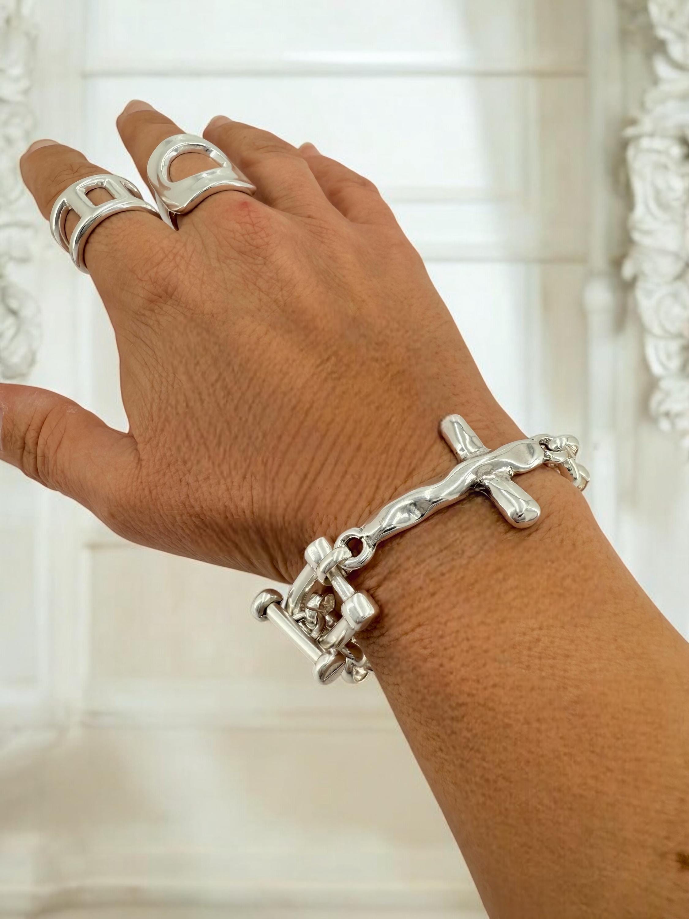 Chunky Silver chain bracelet with cross, bold link rolo bracelet, heavyweight toggle bracelet, bold bracelet, uno de 50 style, women gift