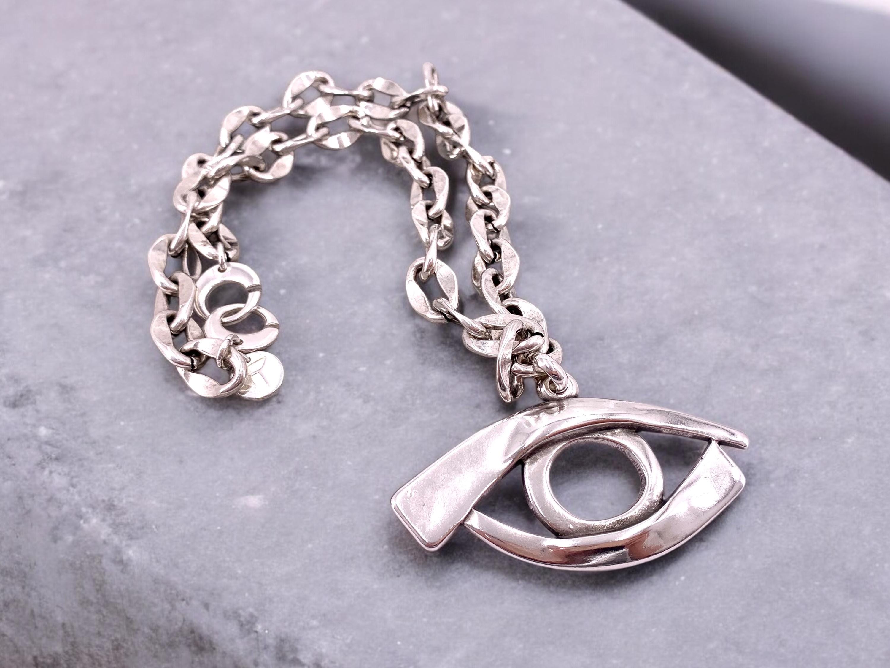 Statement protector eye pendant, chunky silver heavy chain necklace, big pendant silver chain necklace, solid necklace, chunky silver choker