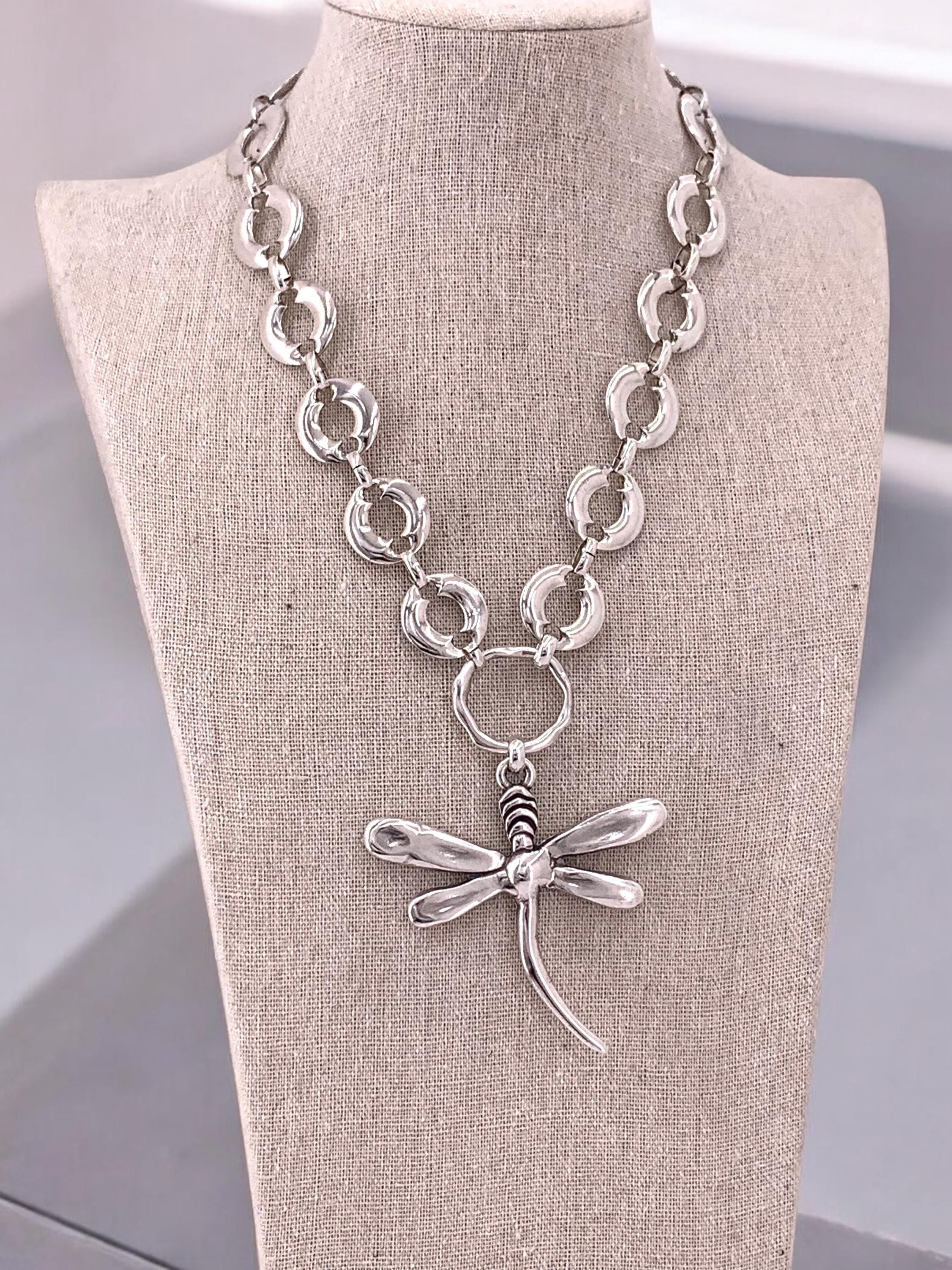 Big dragonfly pendant necklace, chunky heavyweight silver chain necklace, large pendant chain necklace, statement necklace, uno de 50 style