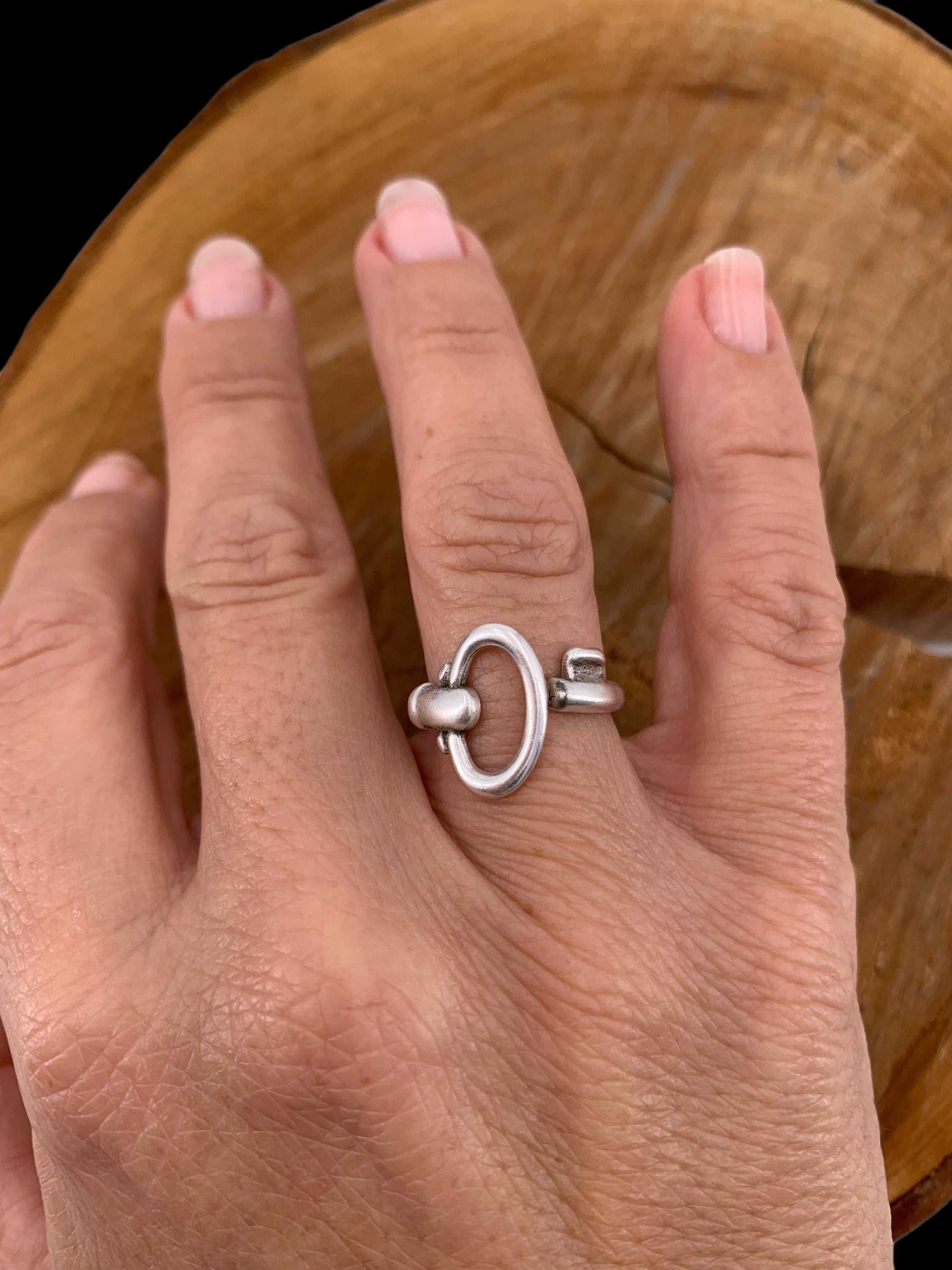 Key ring, boho silver ring, boho silver ring, original boho rings, shiny ring, statement ring, bohemian ring, Uno de 50 style