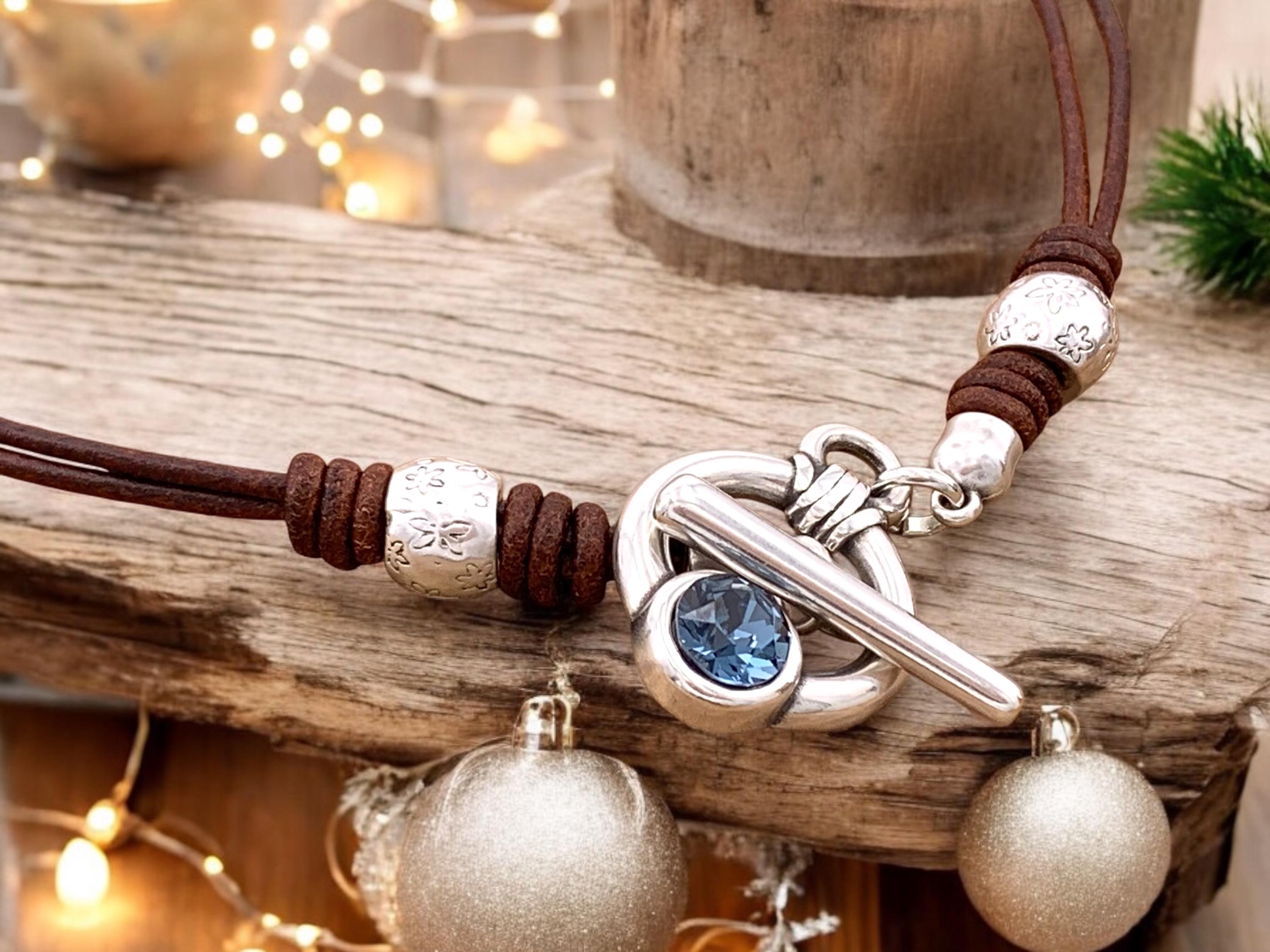 Leather necklace with silver toggle clasp with Swarovski crystal, bohemian choker necklace, leather and silver choker, uno de 50 style, gift
