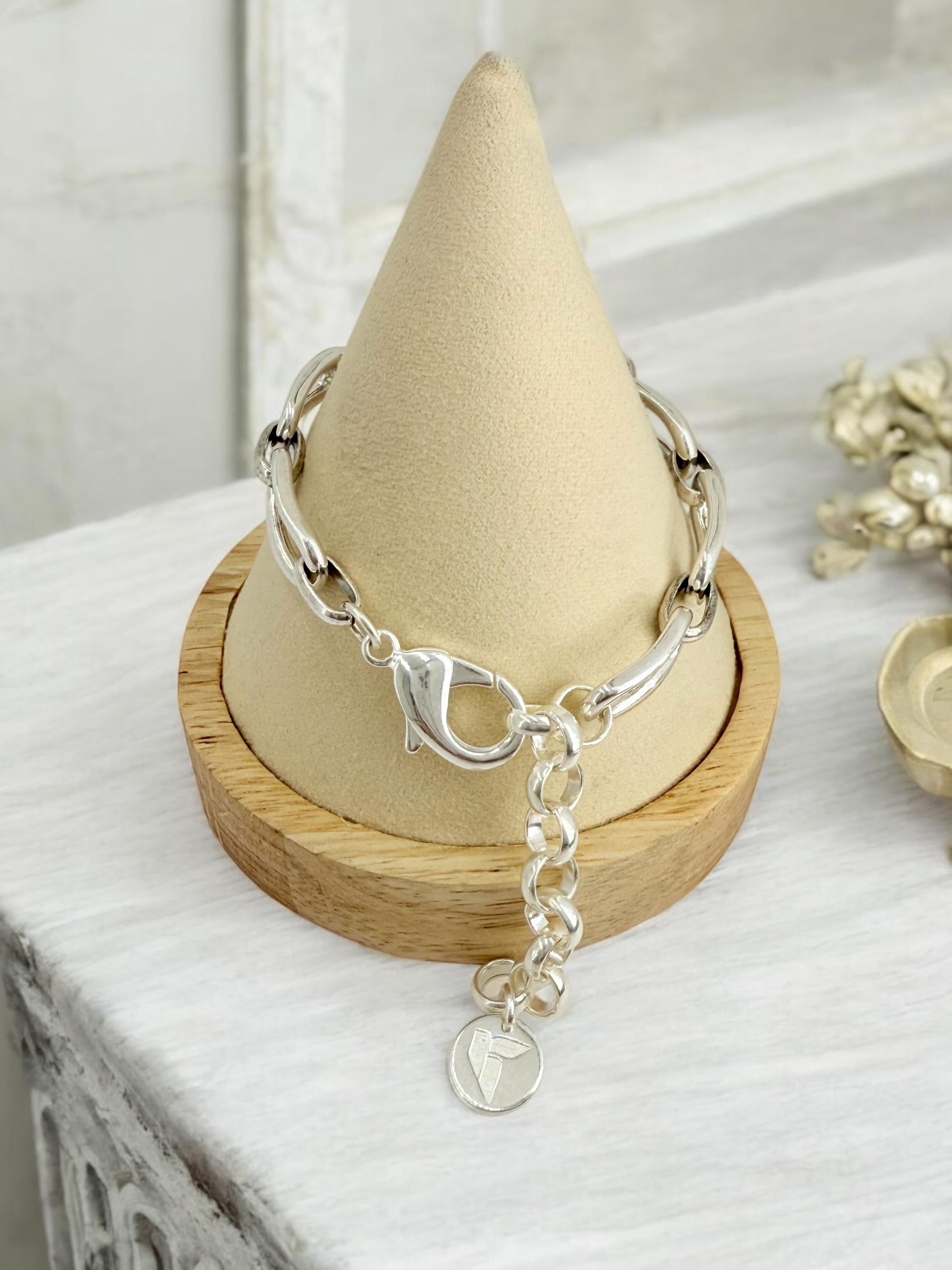 Bold Silver Link Bracelet – Sculptural Polished Design with Chunky Chain, gift for women, uno de 50 style, heavyweight oversized bracelet