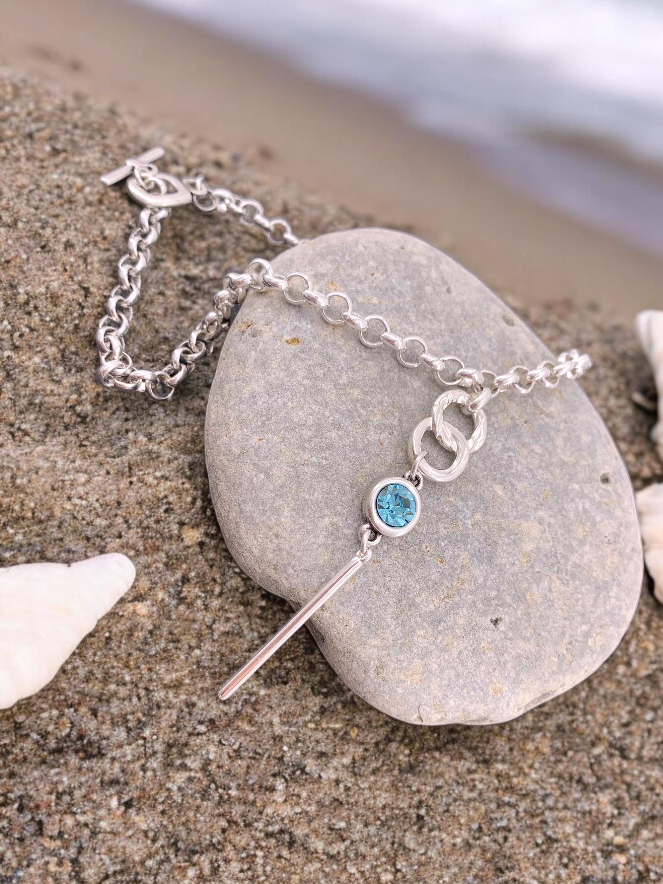 Lariat silver chain necklace with Swarovski crystal pendant, Y necklace, chunky silver rolo chain necklace, uno de 50 style, present for her