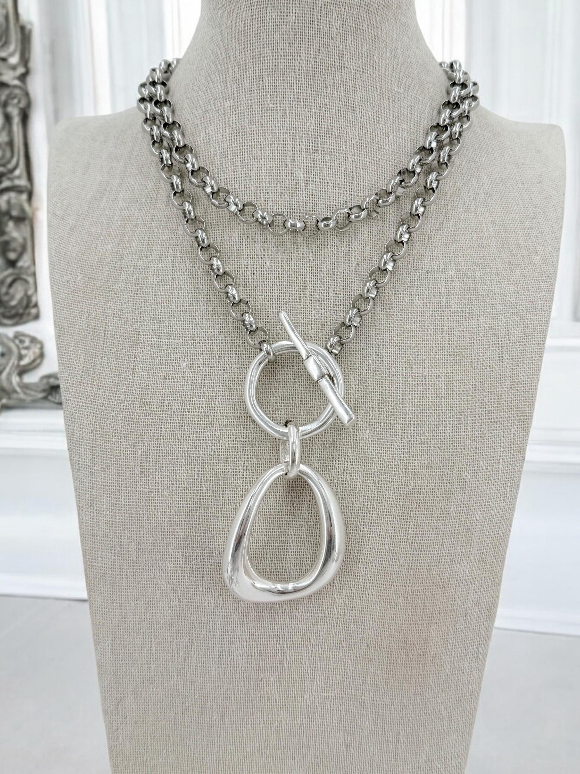 Layering silver chunky chain toggle necklace with statement pendant, multi strand choker, layered choker, black silver necklace, women gift