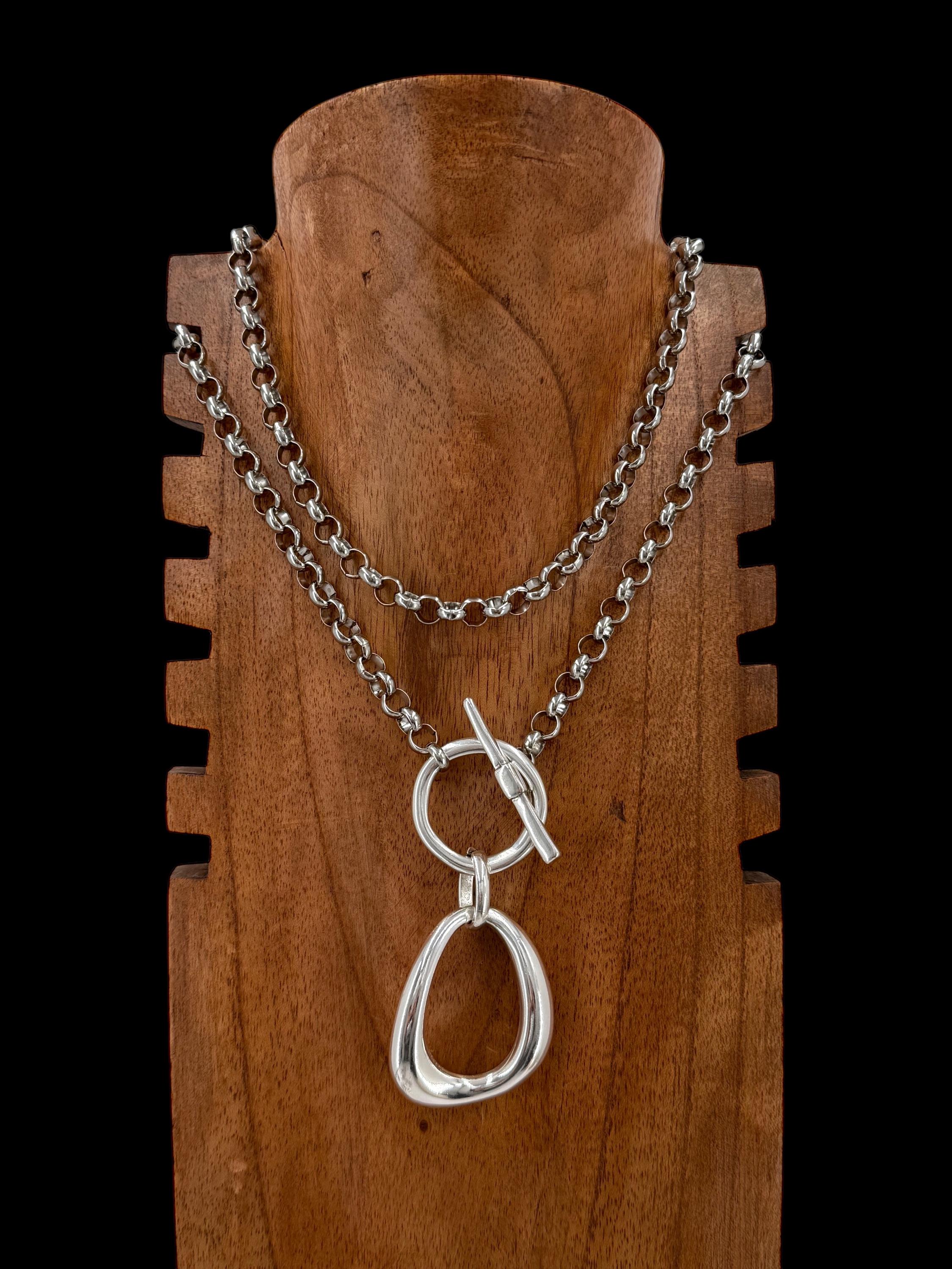 Layering silver chunky chain toggle necklace with statement pendant, multi strand choker, layered choker, black silver necklace, women gift