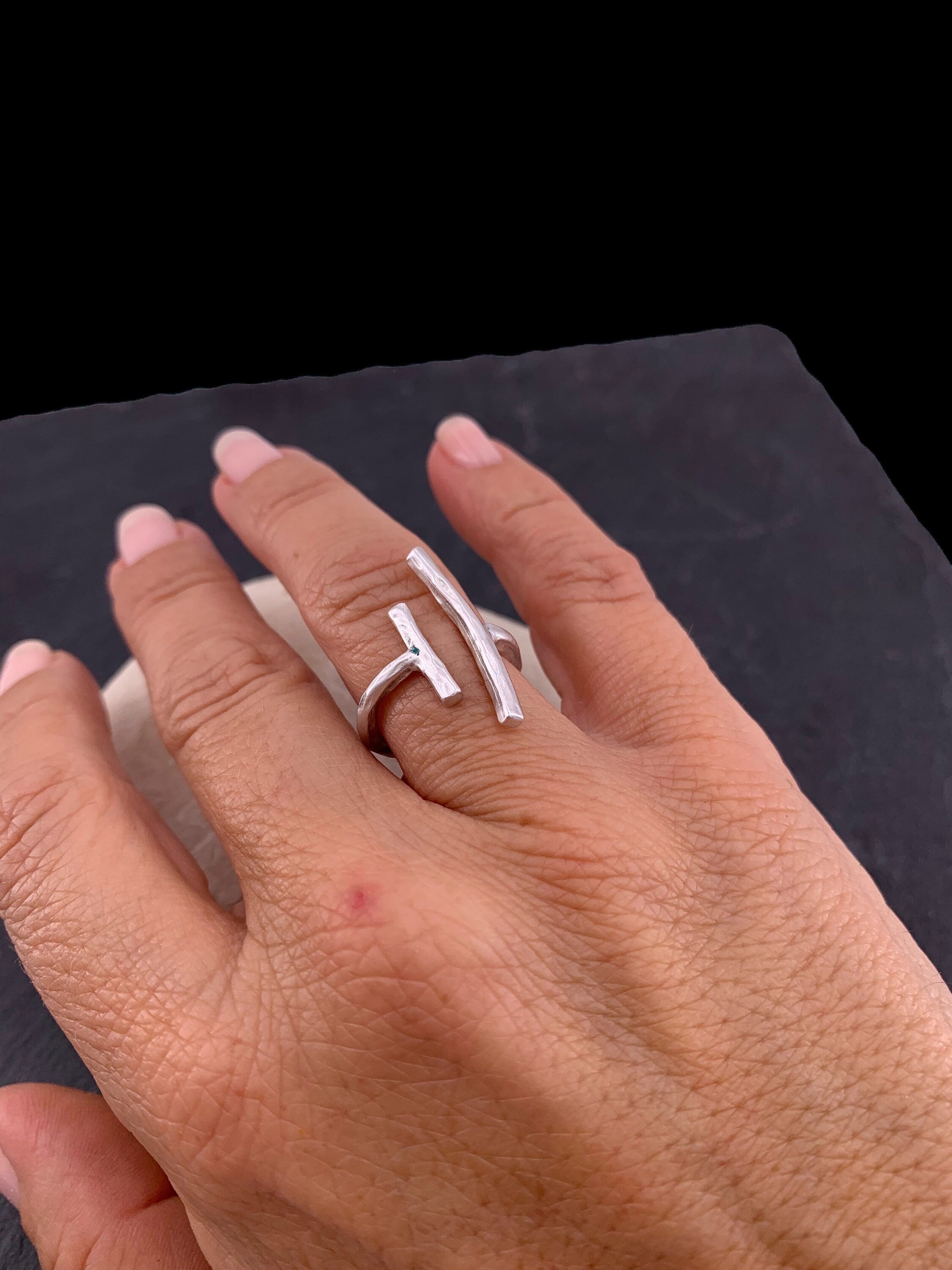 Dainty parallels bars Silver ring, adjustable silver ring, asimetrical bars ring, bohemian dainty ring, gift for her, open silver ring