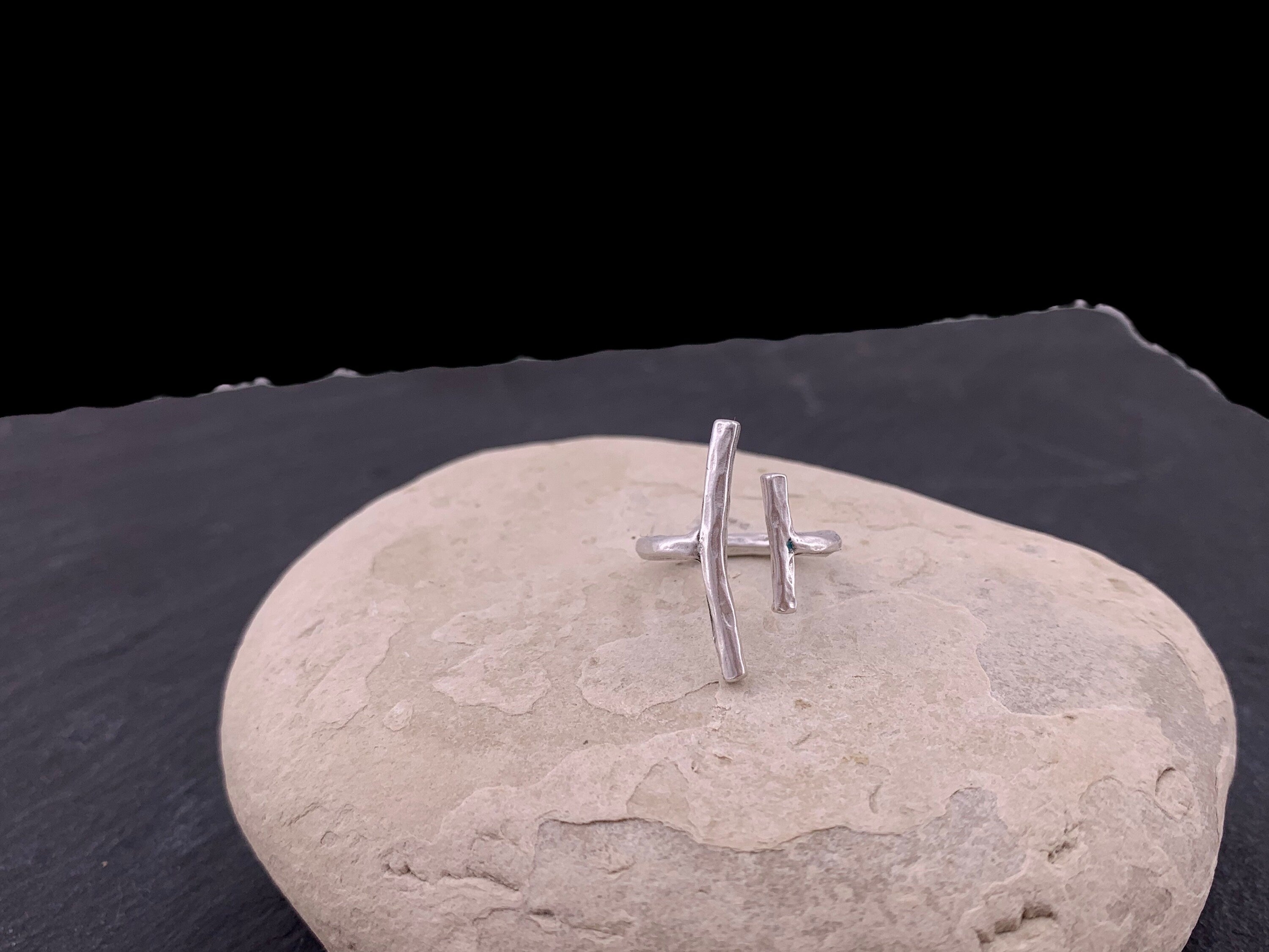 Dainty parallels bars Silver ring, adjustable silver ring, asimetrical bars ring, bohemian dainty ring, gift for her, open silver ring