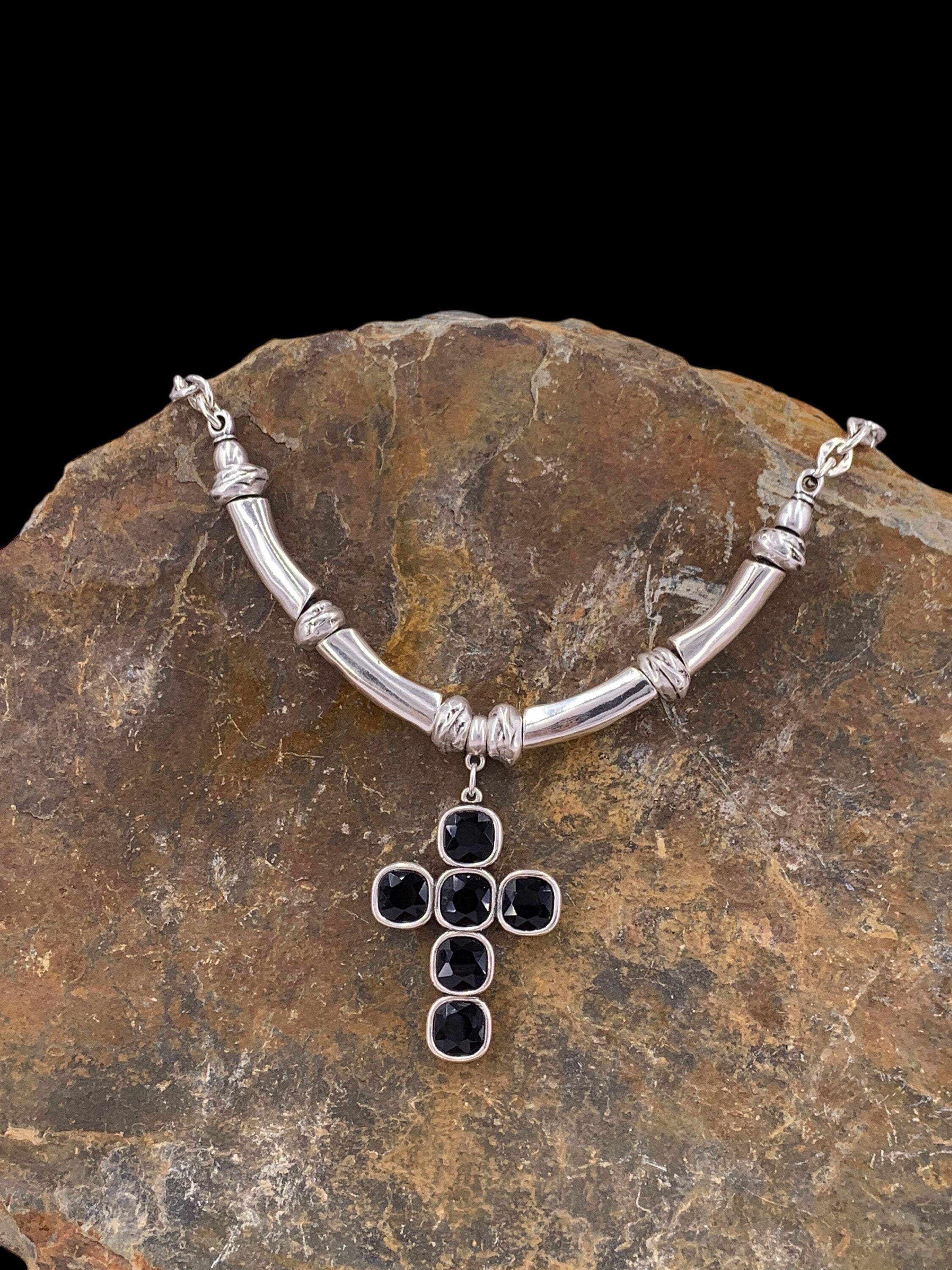 Big cross crystal pendant chunky silcer necklace, statement cross necklace, Swarovski cross pendant necklace, voluminous necklace,