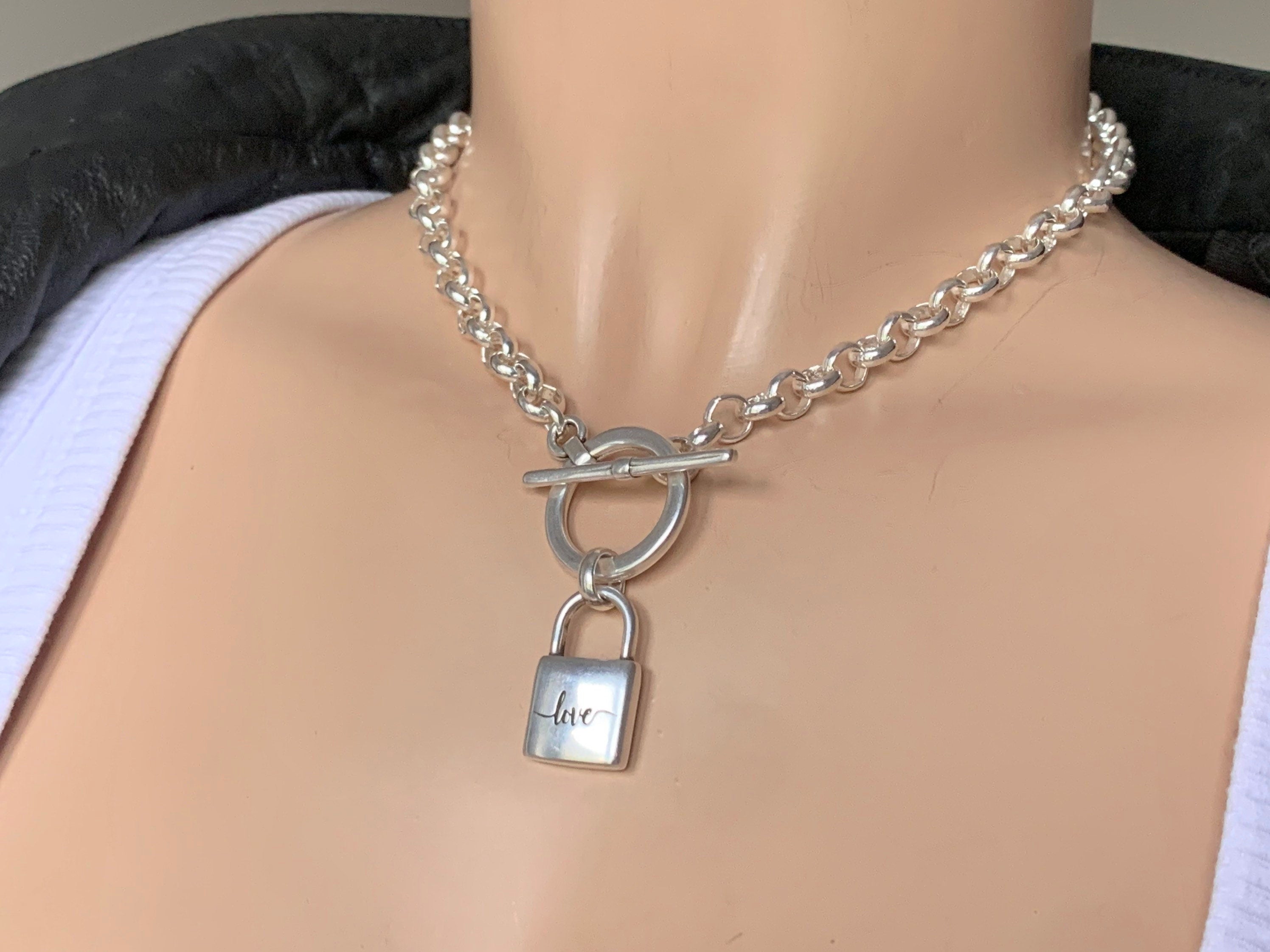 Chunky silver chain toggle necklace with padlock pendant, thick chain necklace, bold chain necklace, uno de 50 style, gift for women