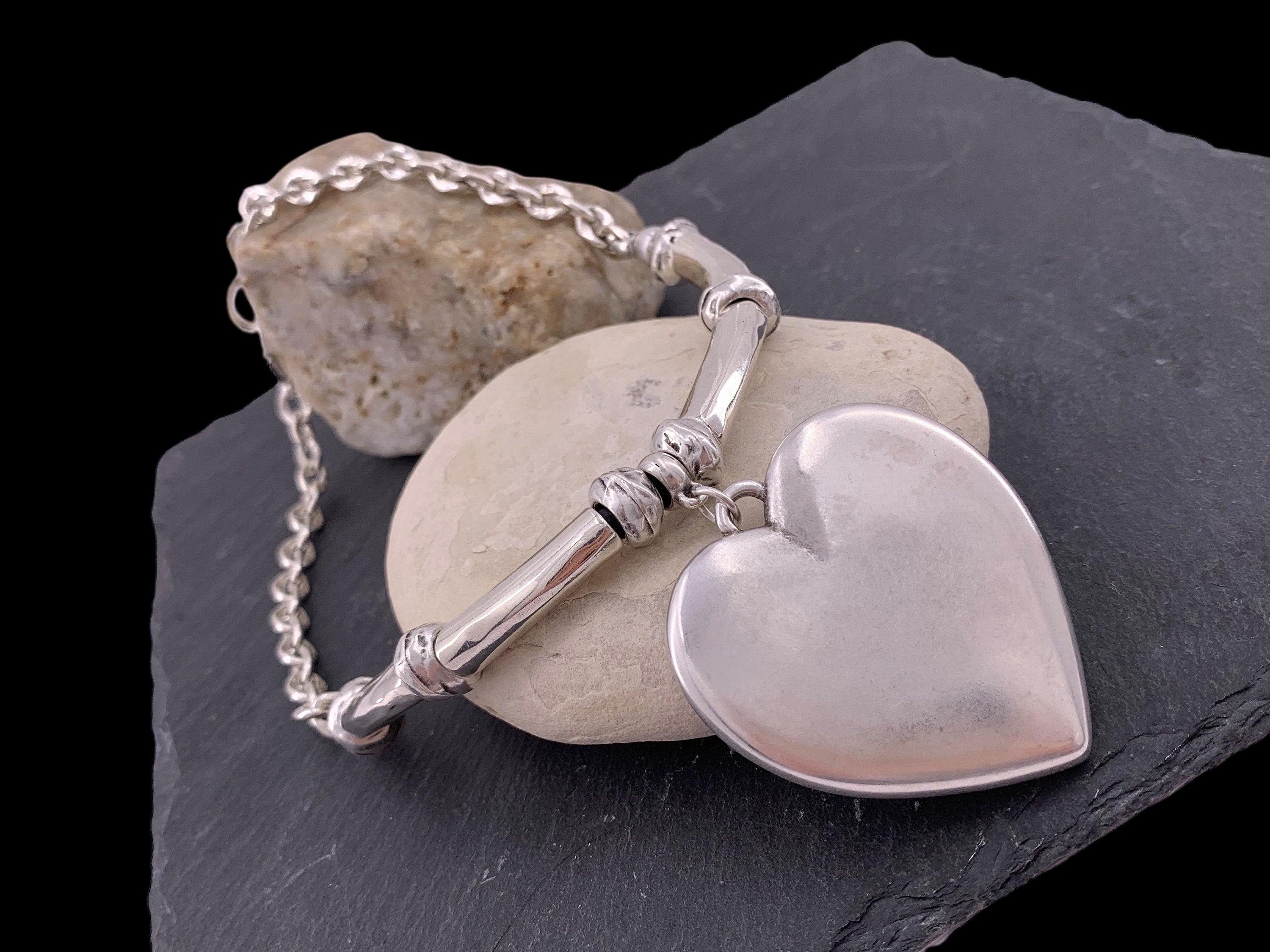 big heart pendant silver chunky chain necklace, Statement necklace, silver heavyweight necklace, gift for empowered women, uno de 50 style