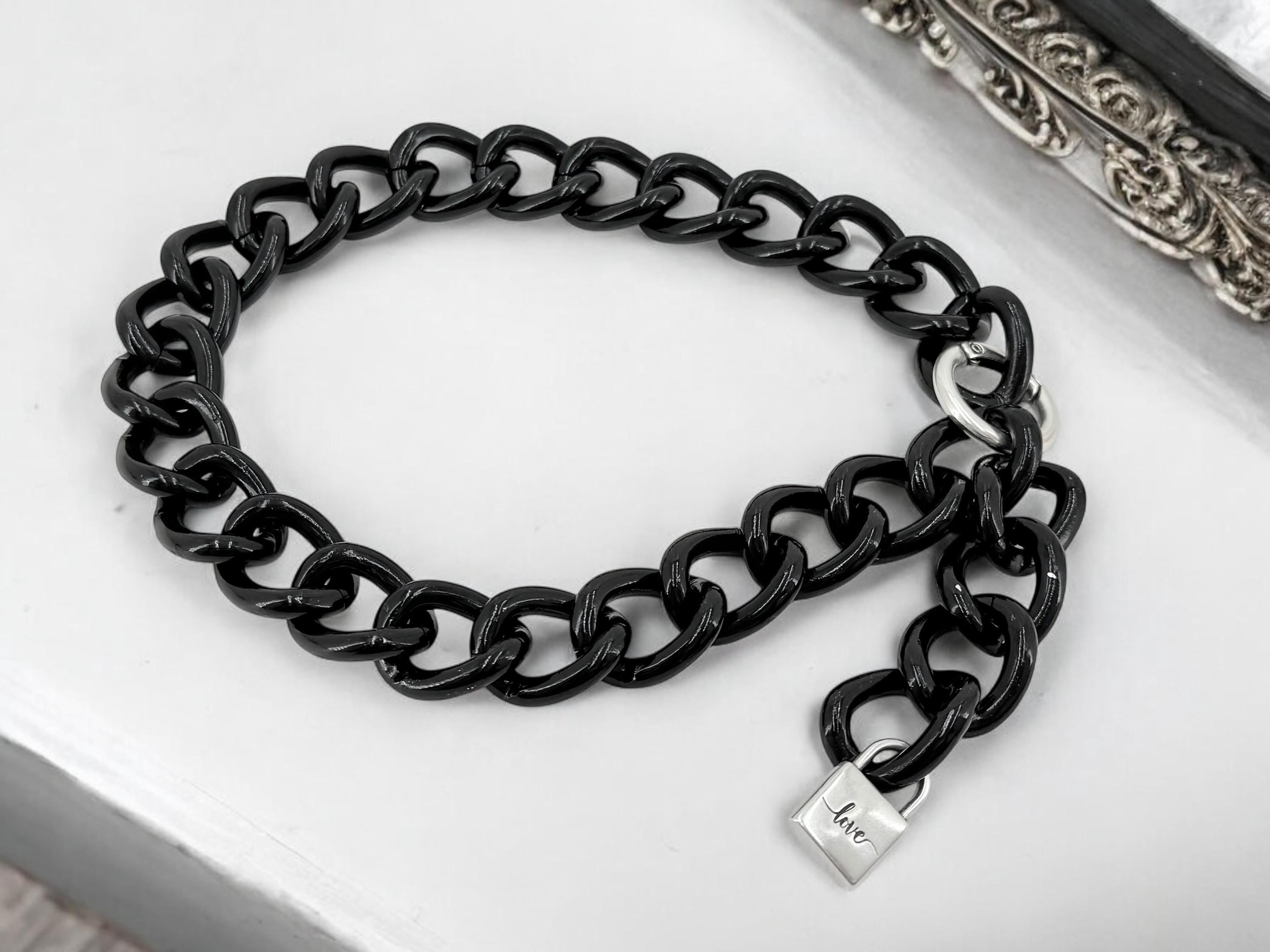 Chunky aluminum black chain lariat necklace with padlock pendant, black chain necklace, lightweight necklace, adjustable bulky necklace,