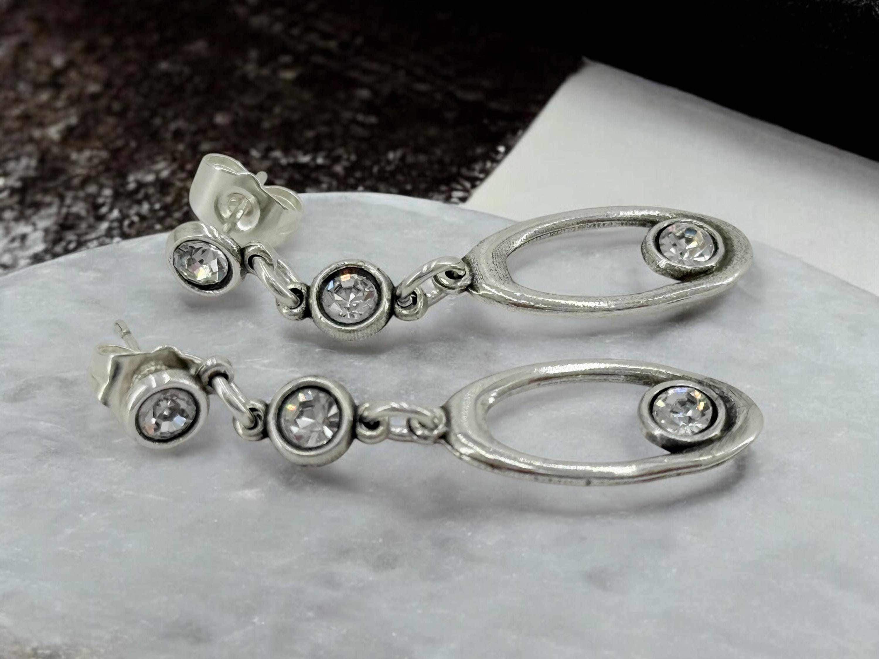 Dainty Swarovski crystal dangling silver earrings, elegant earrings for wedding, delicate crystal dropped earrings, uno de 50 style, gift
