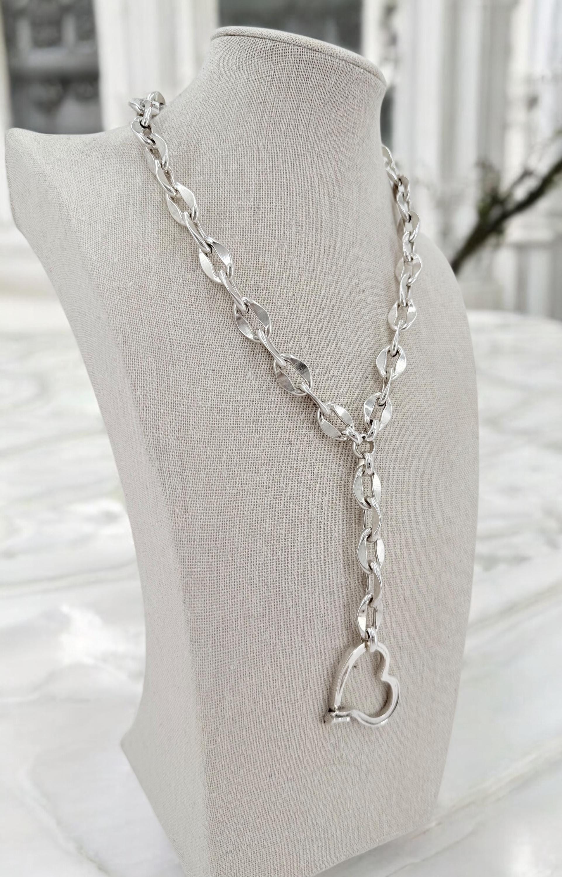 Chunky chain lariat big heart pendant necklace, Y silver bold chain necklace, bulky lariat necklace, uno de 50 style, statement pendant