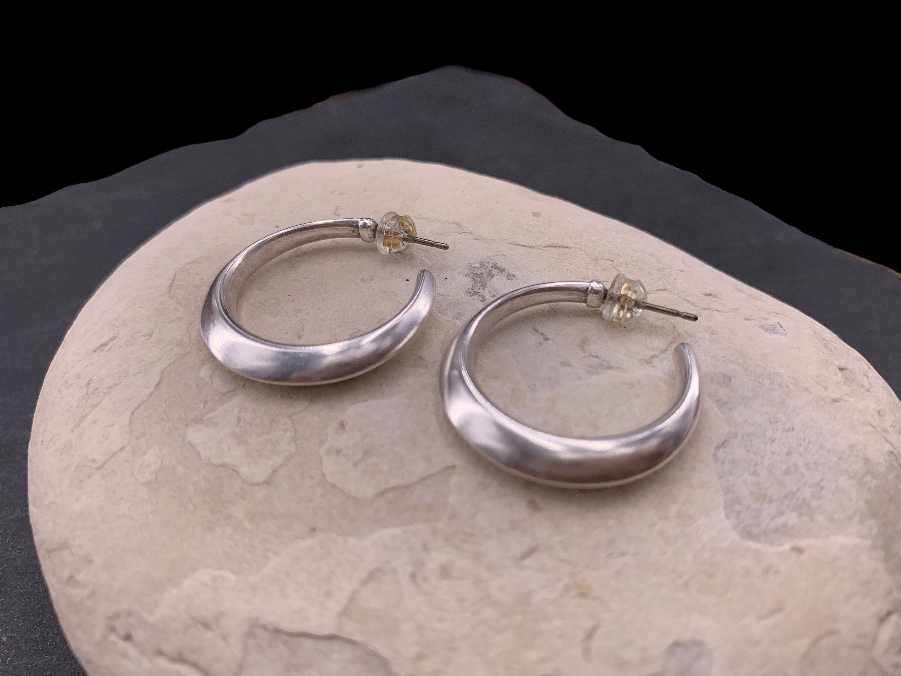 Chunky silver gold plated hoops - Sculptural statement earrings - aros dorados