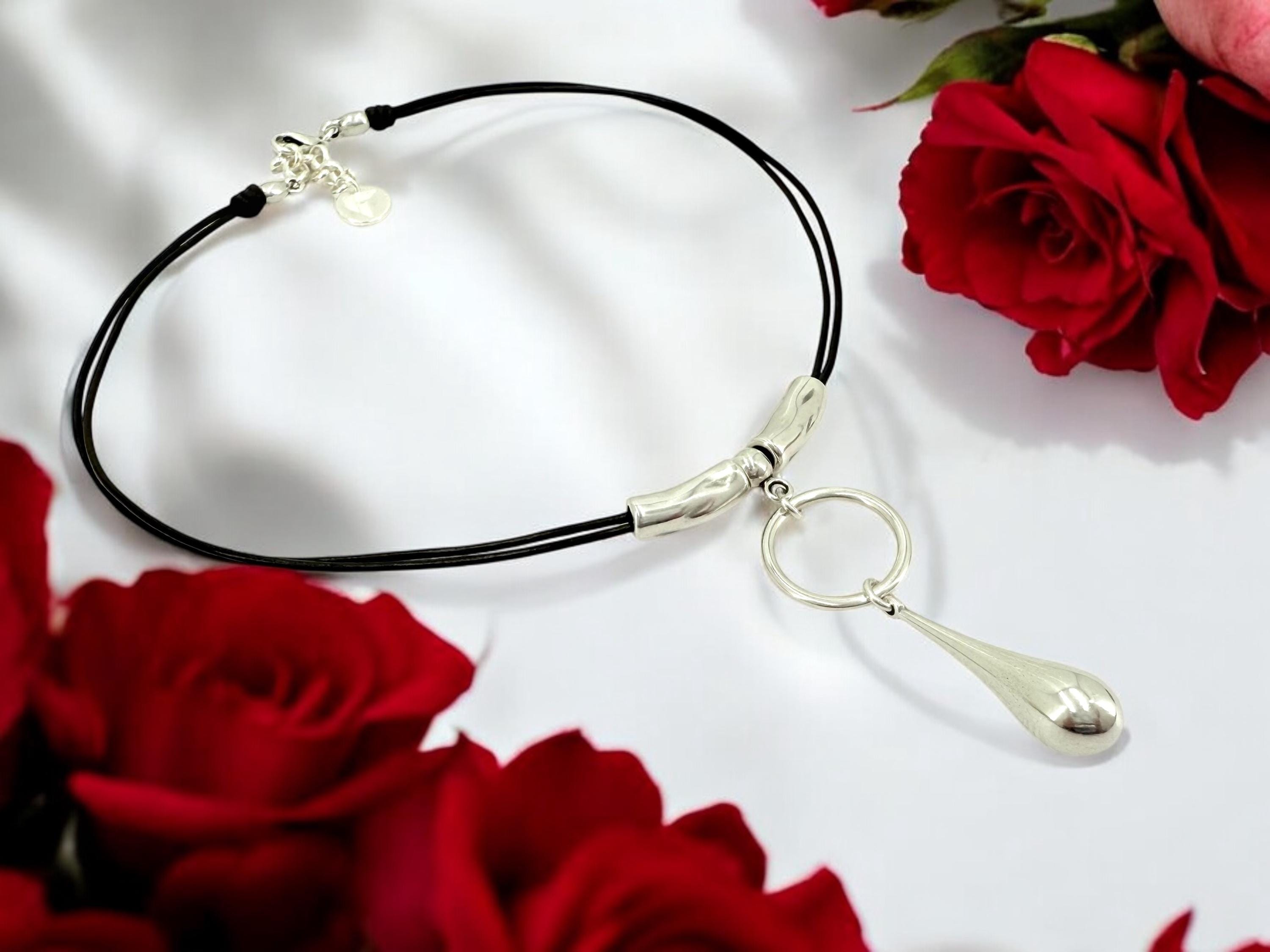 Dropped silver pendant leather necklace, silver necklace, drop tear necklace, chunky pendant necklace, , Ibiza necklace,