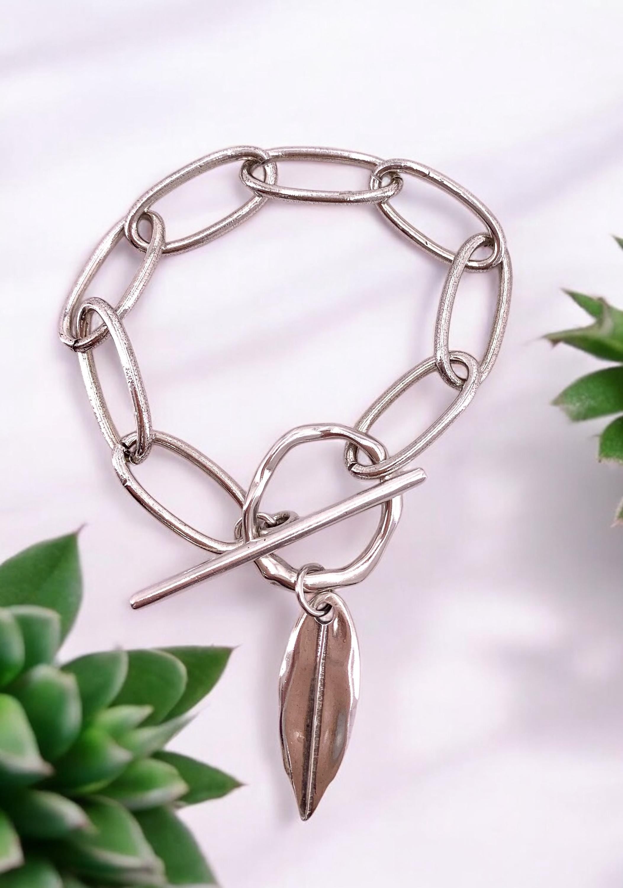 Big link silver toggle bracelet with leaf pendant bracelet, pendant chunky bracelet, , customized bracelet, valentines gift